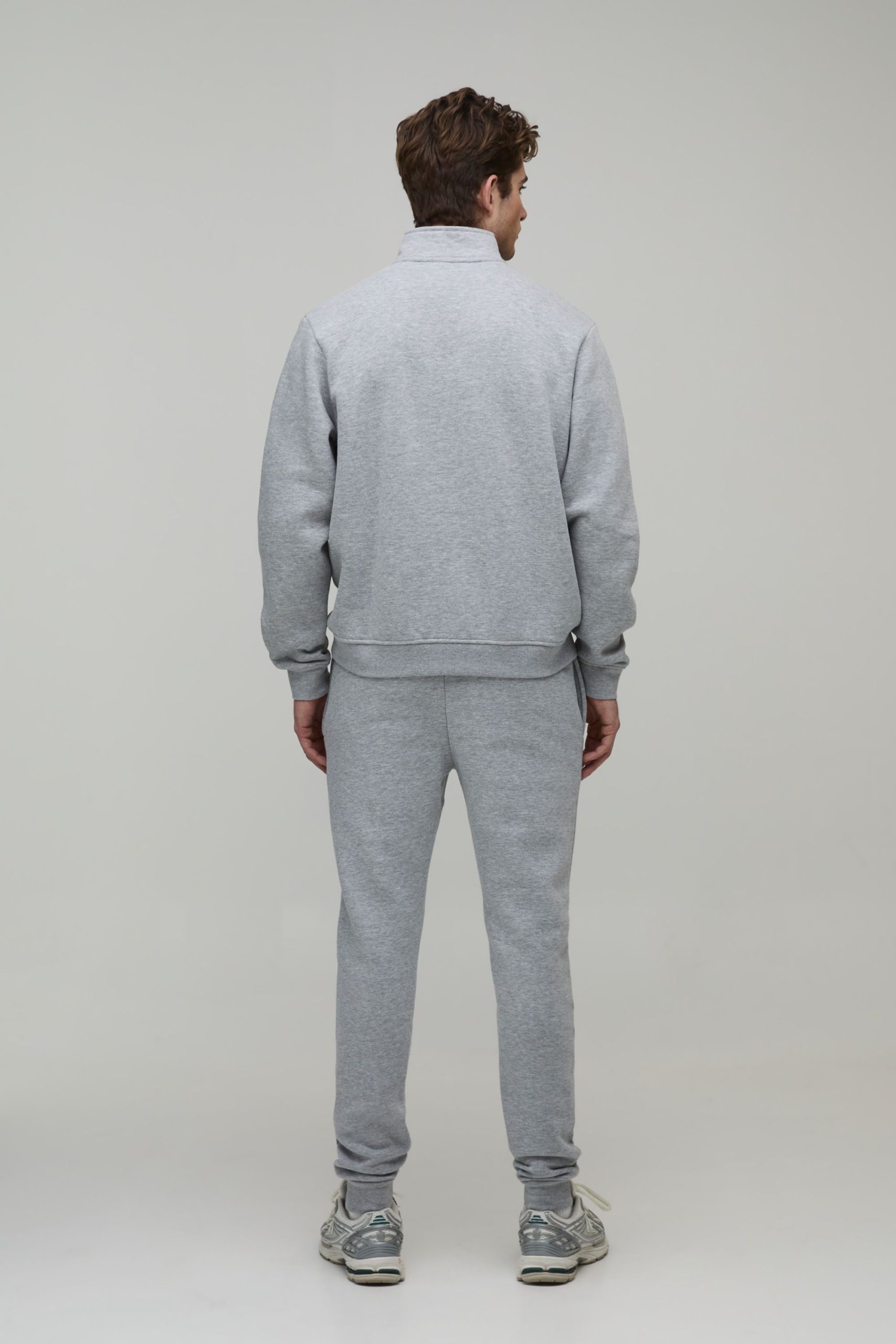 Basic Skinny Fit Jogger - Image 2
