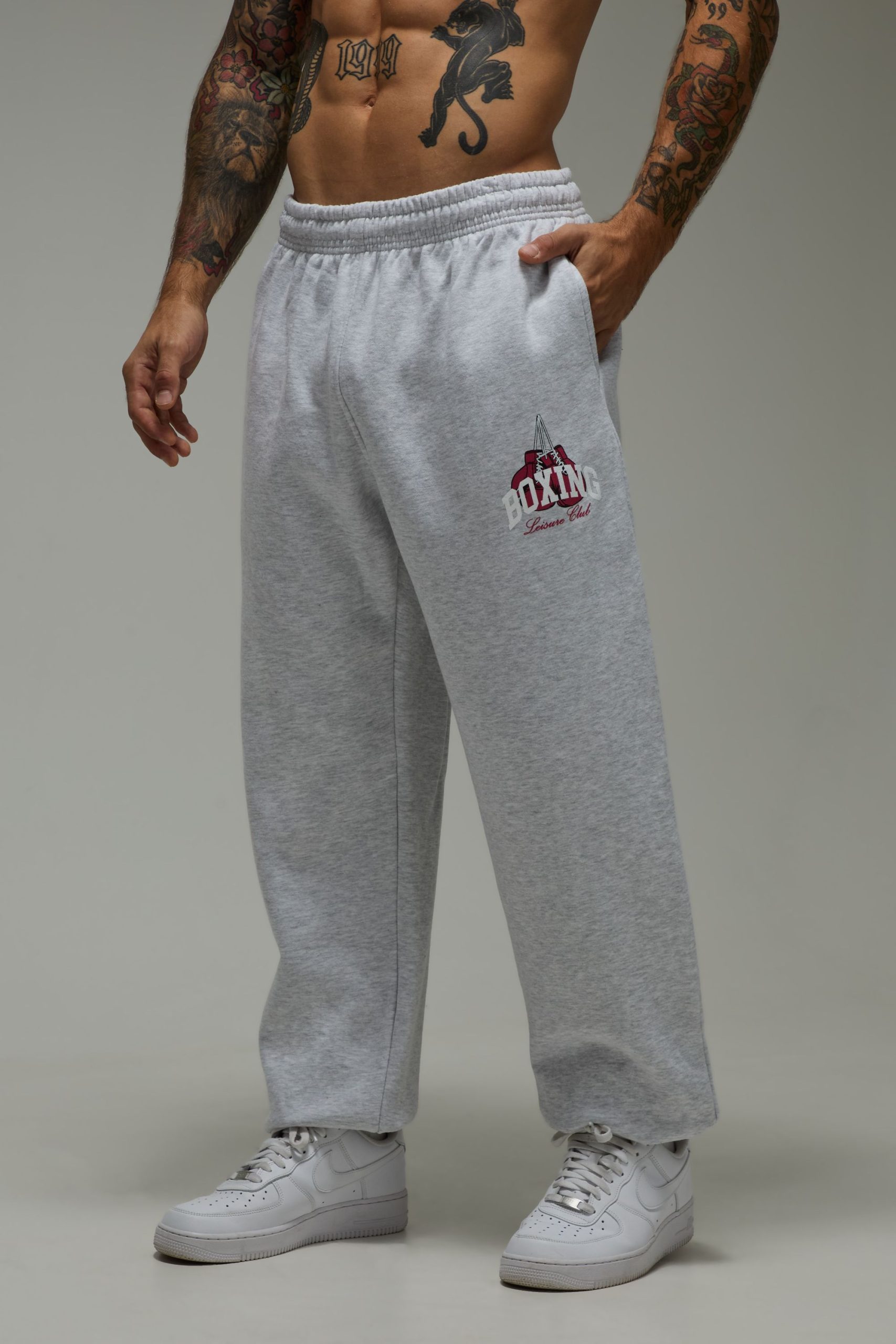 MAN Active Boxing Oversized Joggers