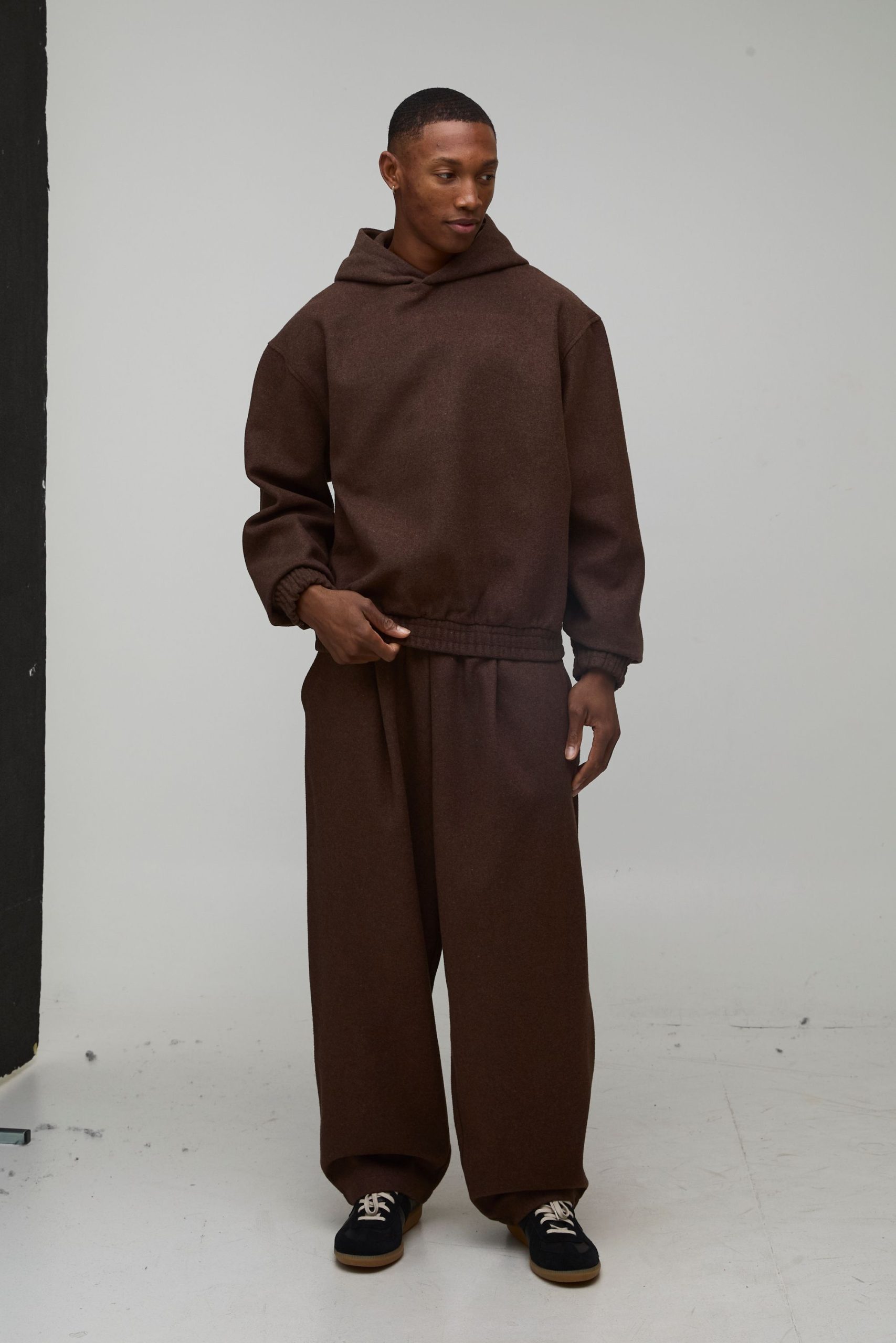 Oversized Boxy Melton Seam detail Hoodie - Image 4