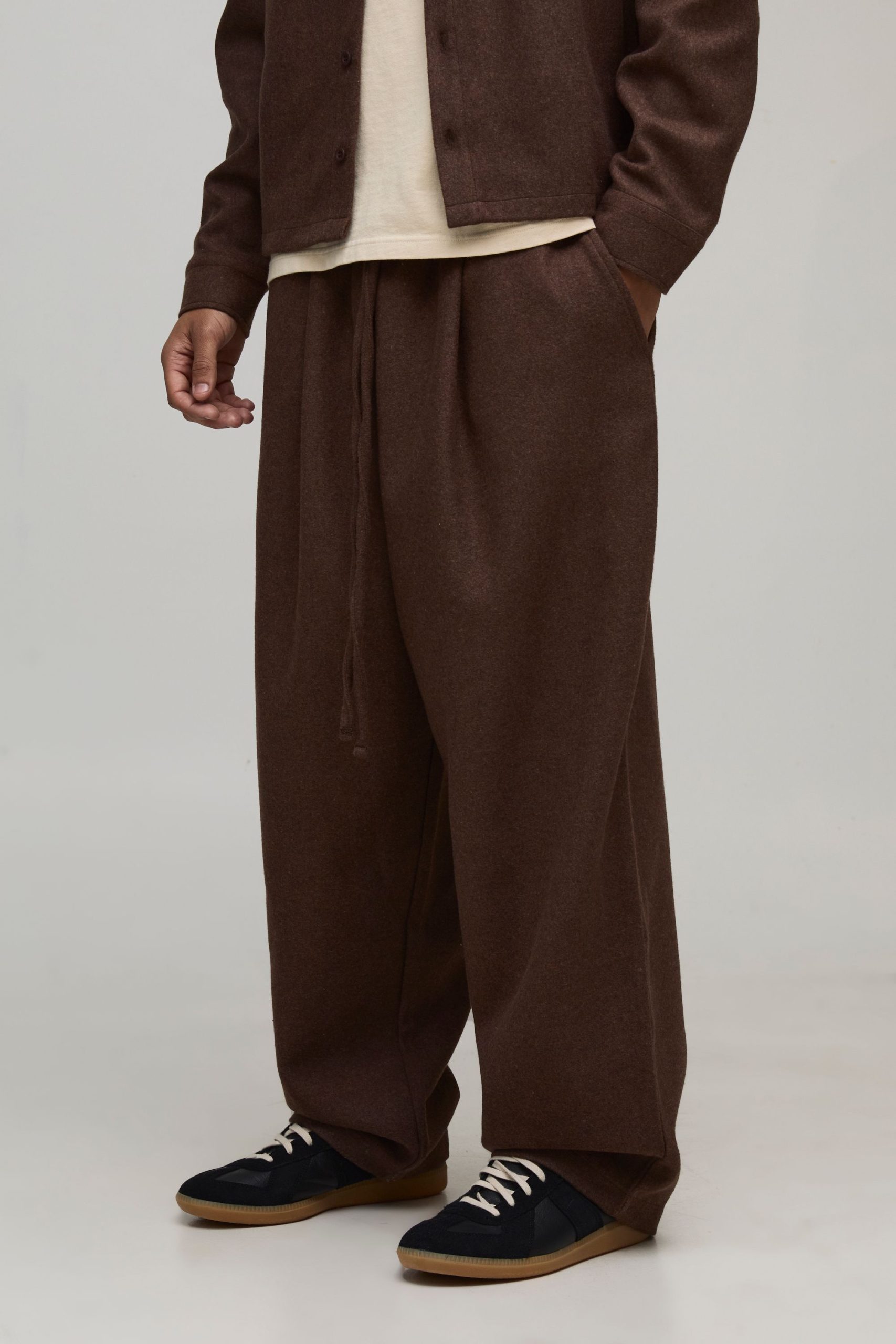 Balloon Melton Pleated Front Jogger
