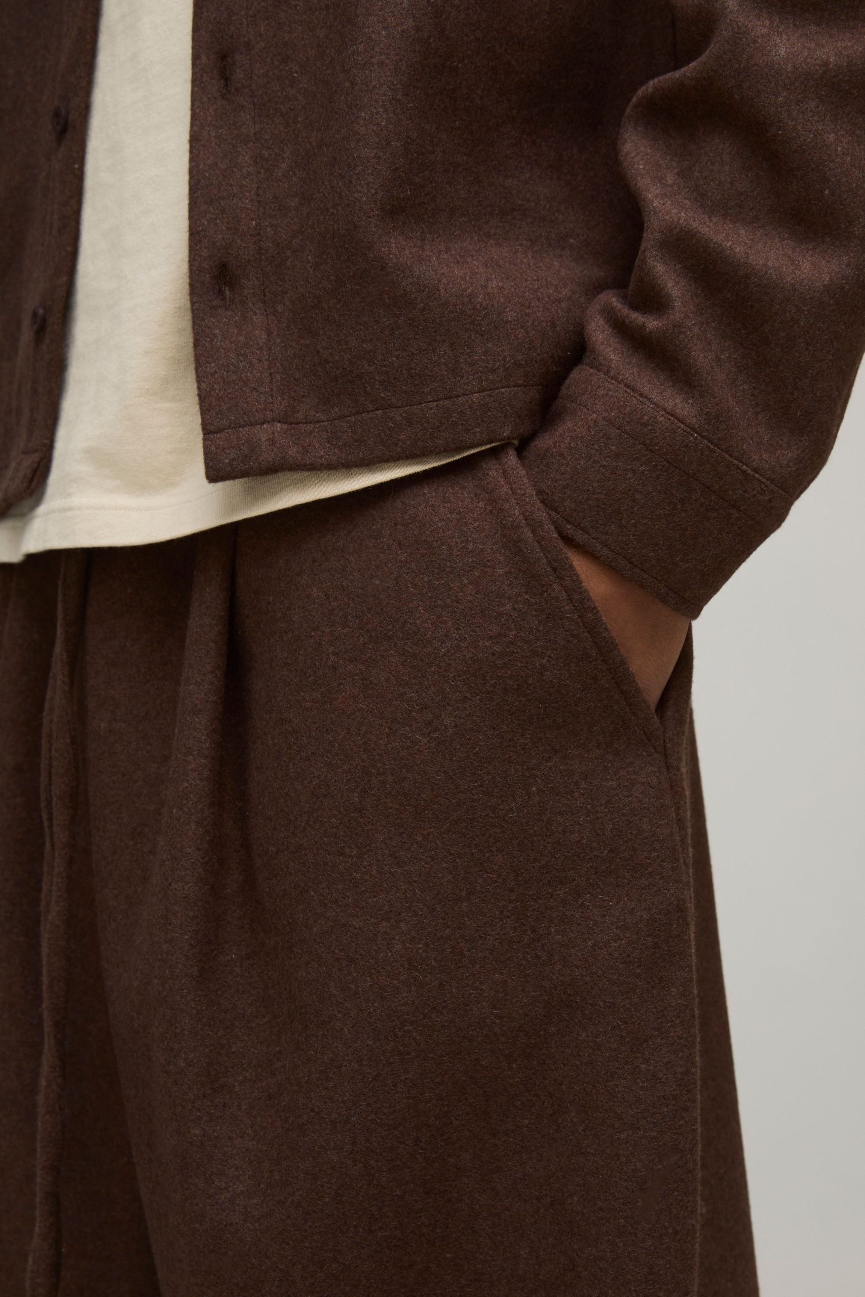 Balloon Melton Pleated Front Jogger - Image 3