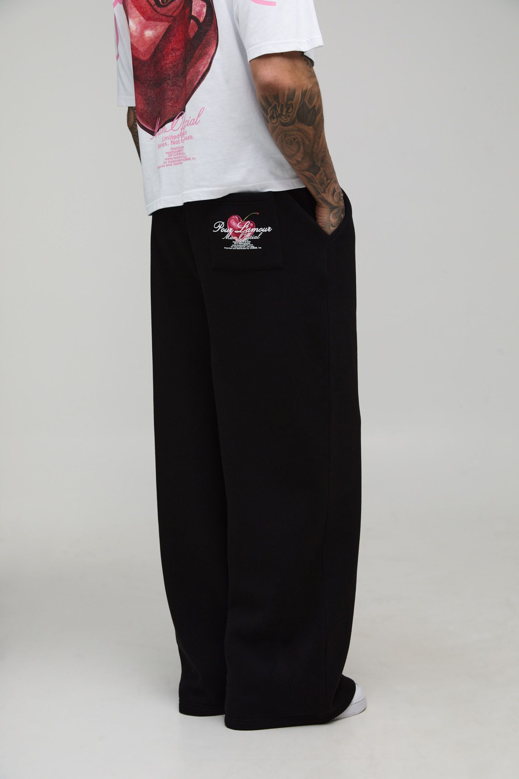 Tall Extreme Wide Leg Heart Printed Jogger