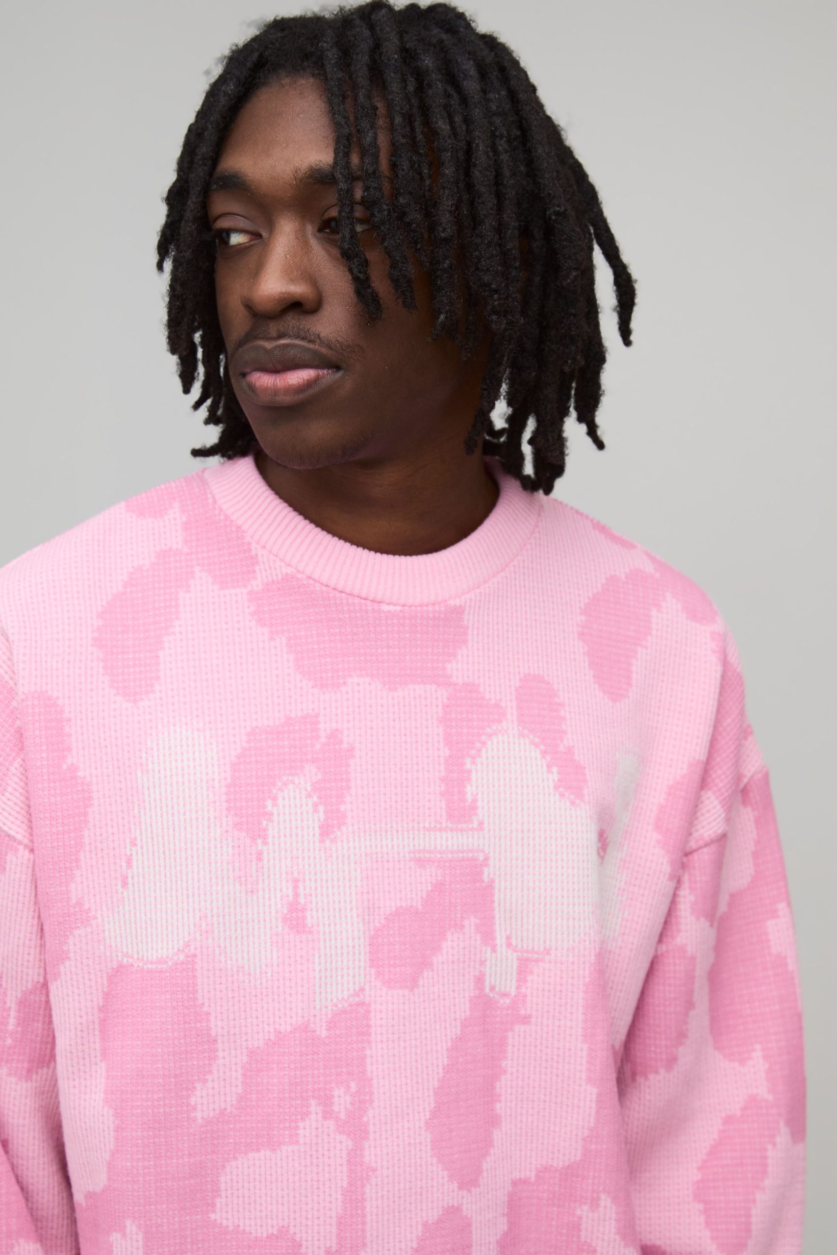 Oversized Boxy Ribbed Camo Graphic Knitted Jumper - Image 3
