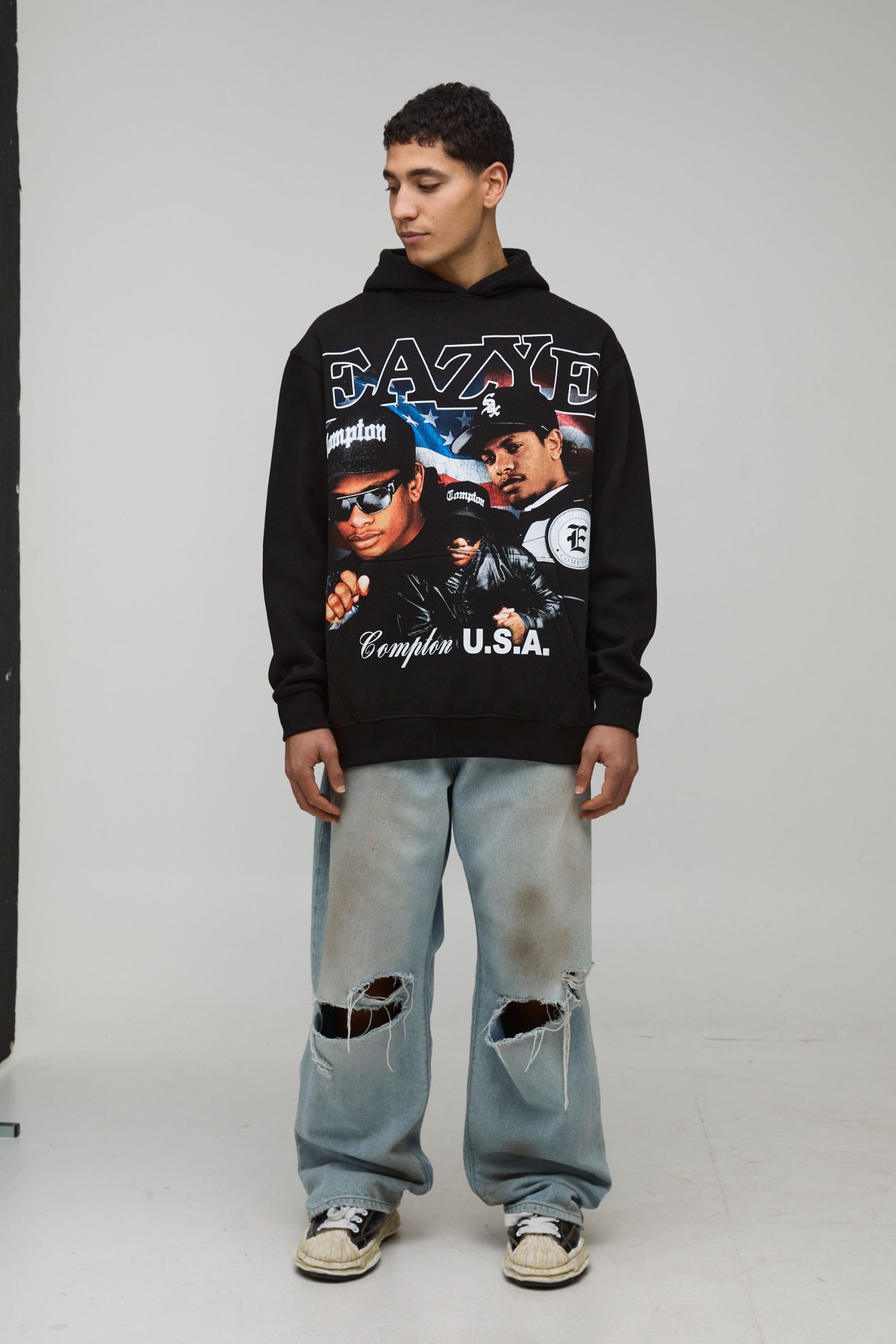 Oversized Eazy-E License Printed Hoodie - Image 4