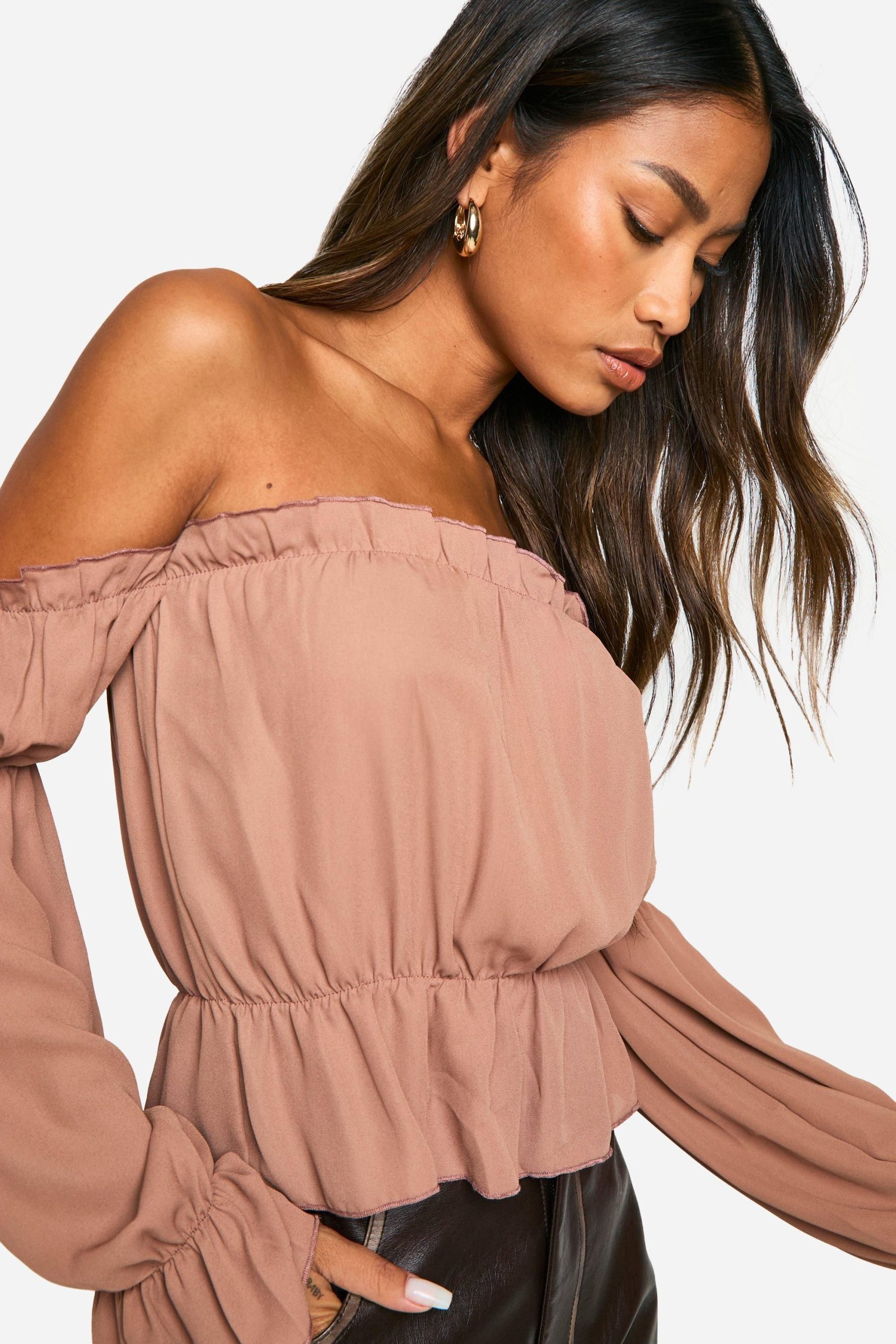 Woven Volume Sleeve Ruched Bardot Top - Image 4