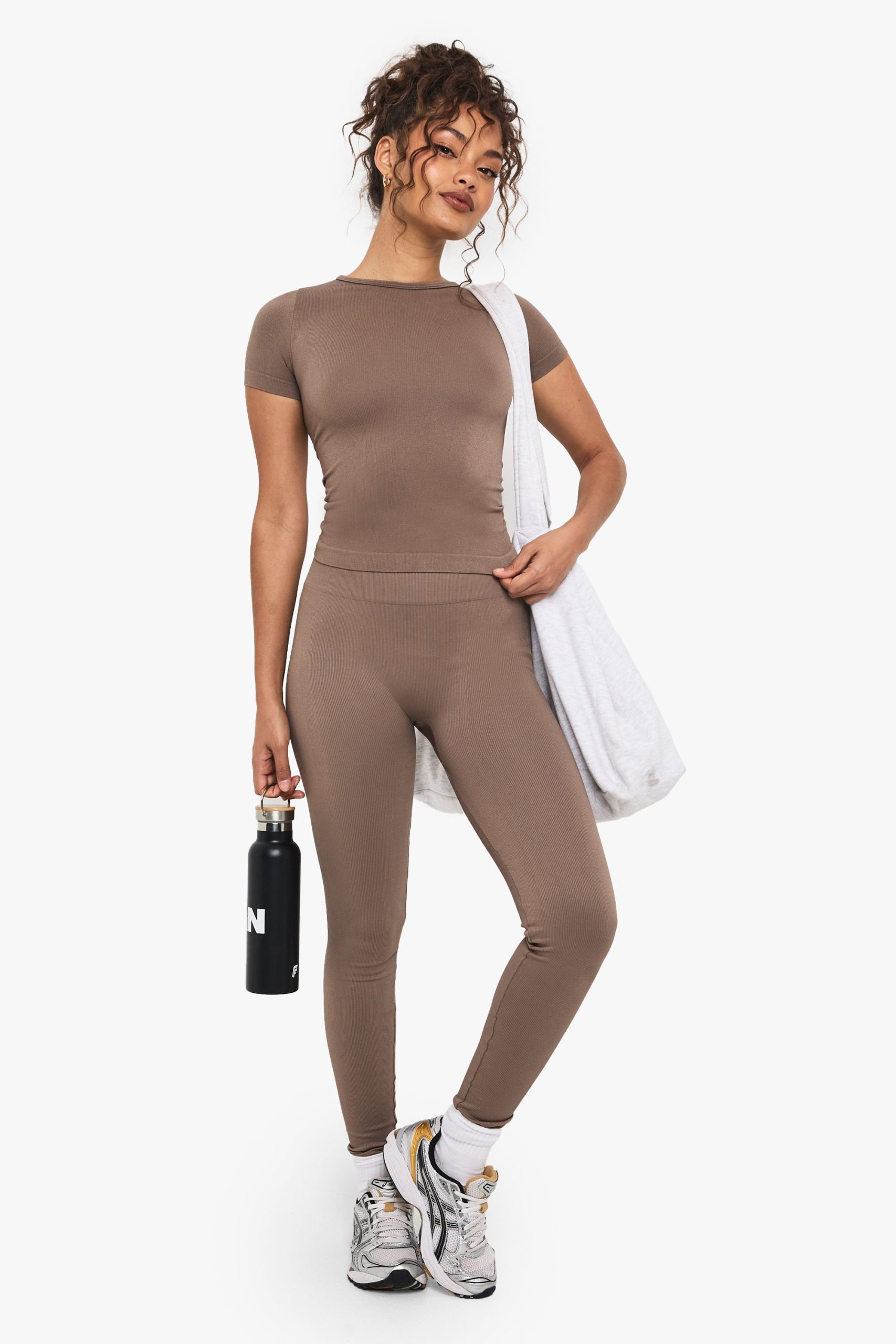 Boohoo Basics Seamless Rib Short Sleeve Top - Image 3