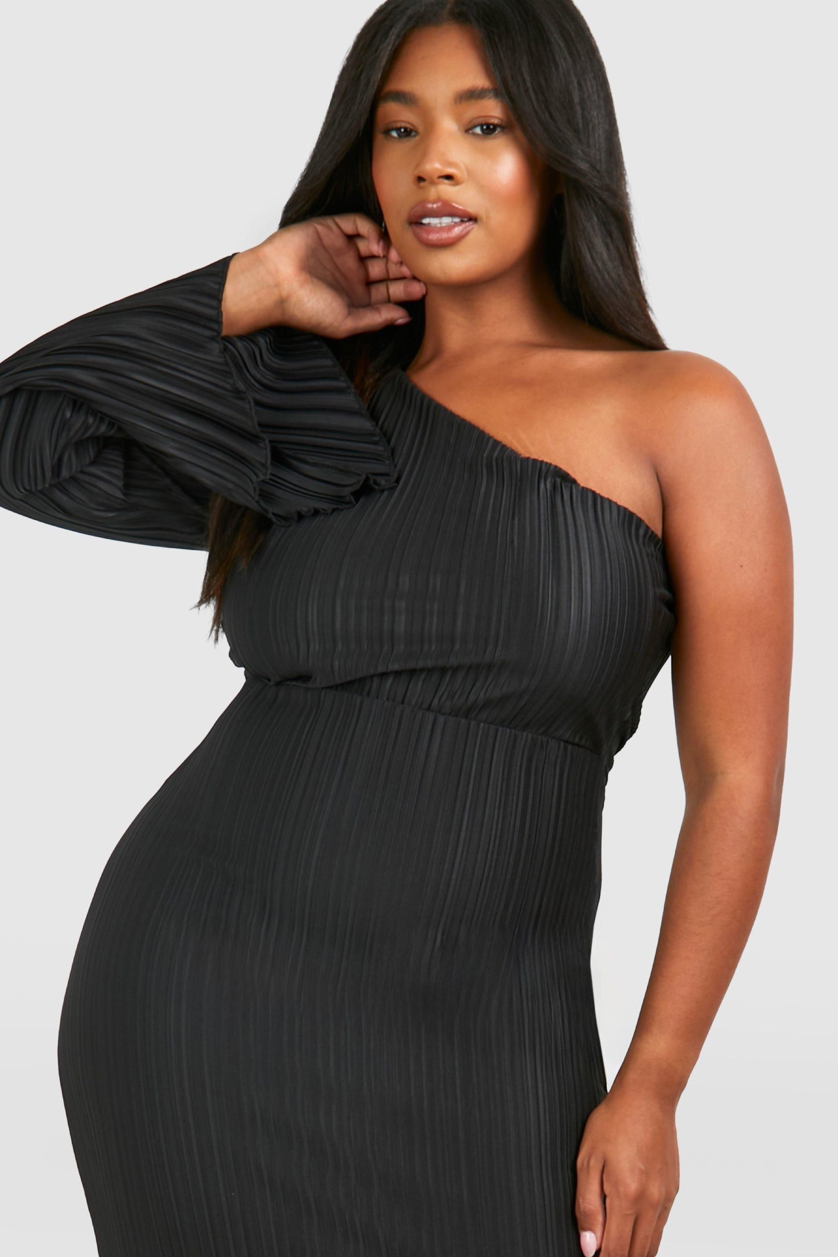 Plus Wide Plisse Cape Sleeve Detail Midi Dress - Image 4