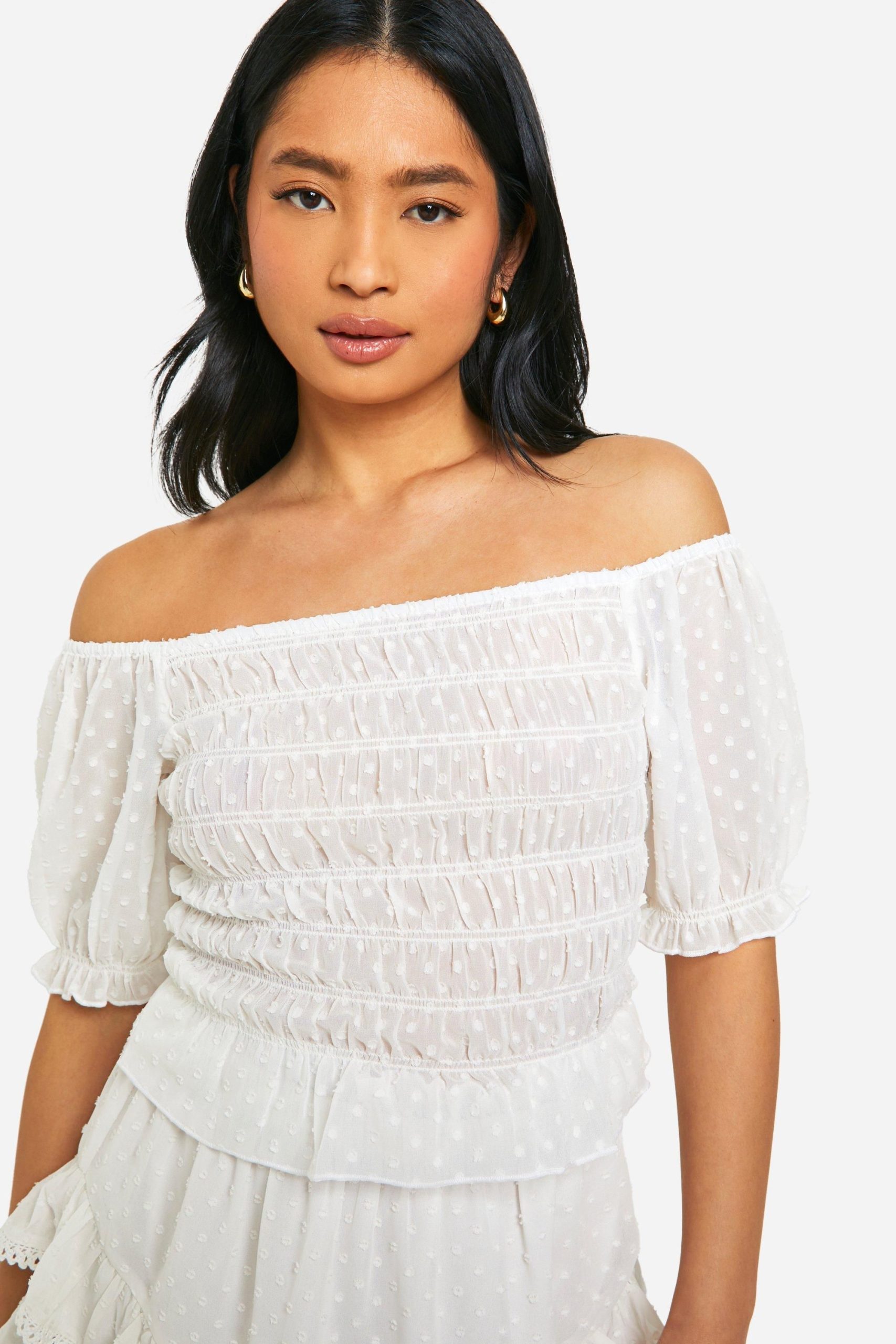Petite Dobby Shirred Puff Sleeve Crop Top - Image 4