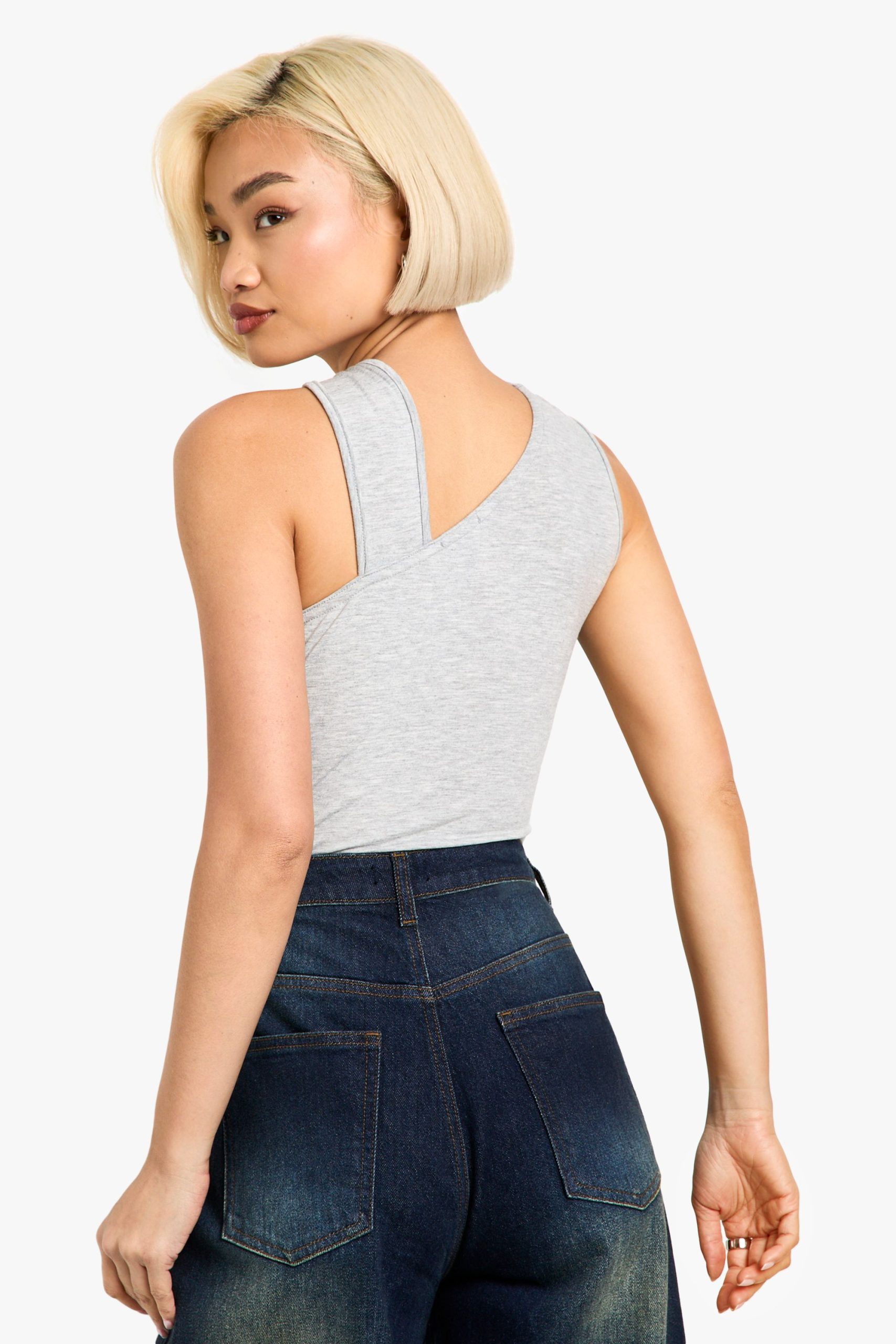 Twist Racer Neck Sleeveless Marl Bodysuit - Image 2