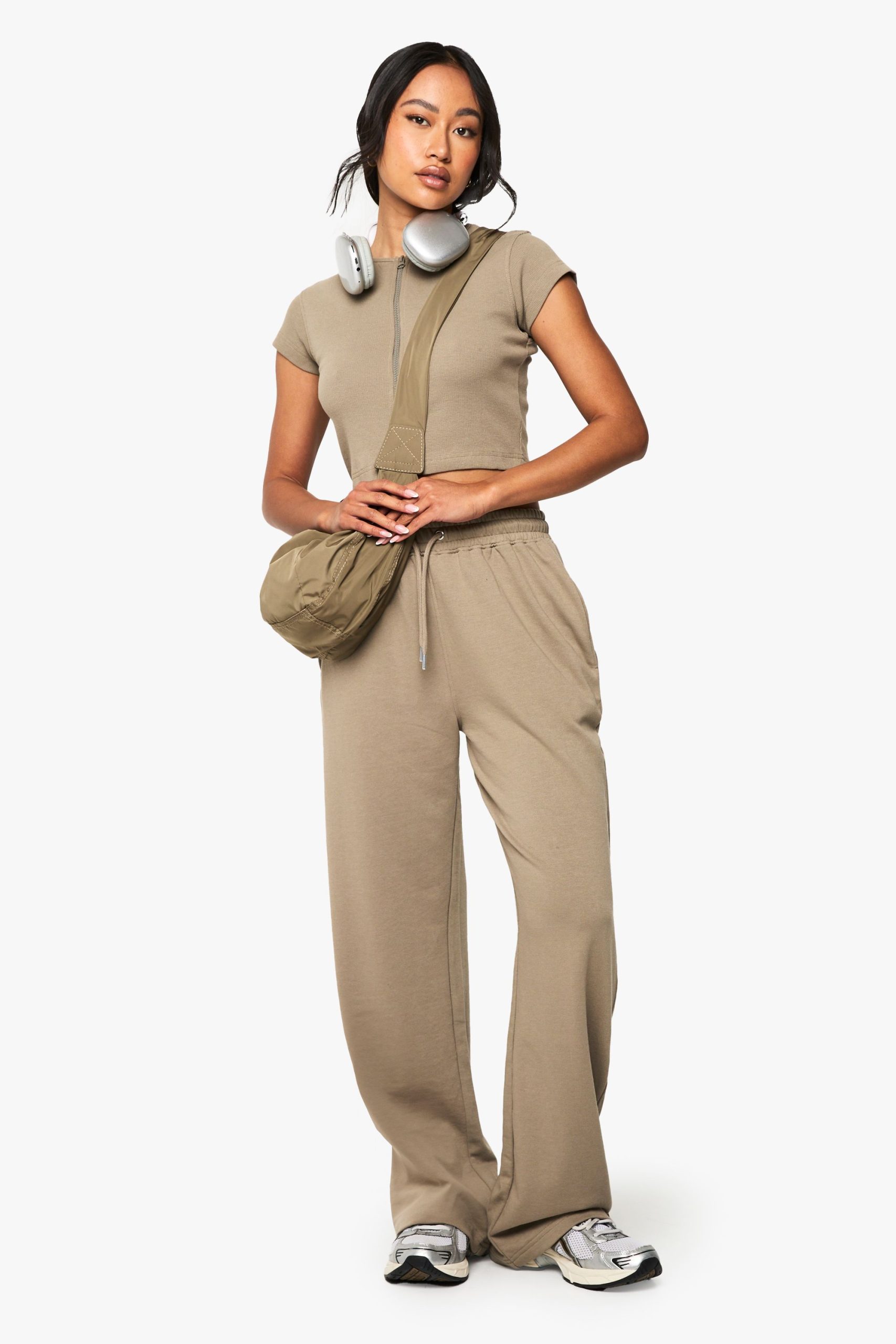 Short Sleeve Rib Zip Top And Straight Leg Jogger Set