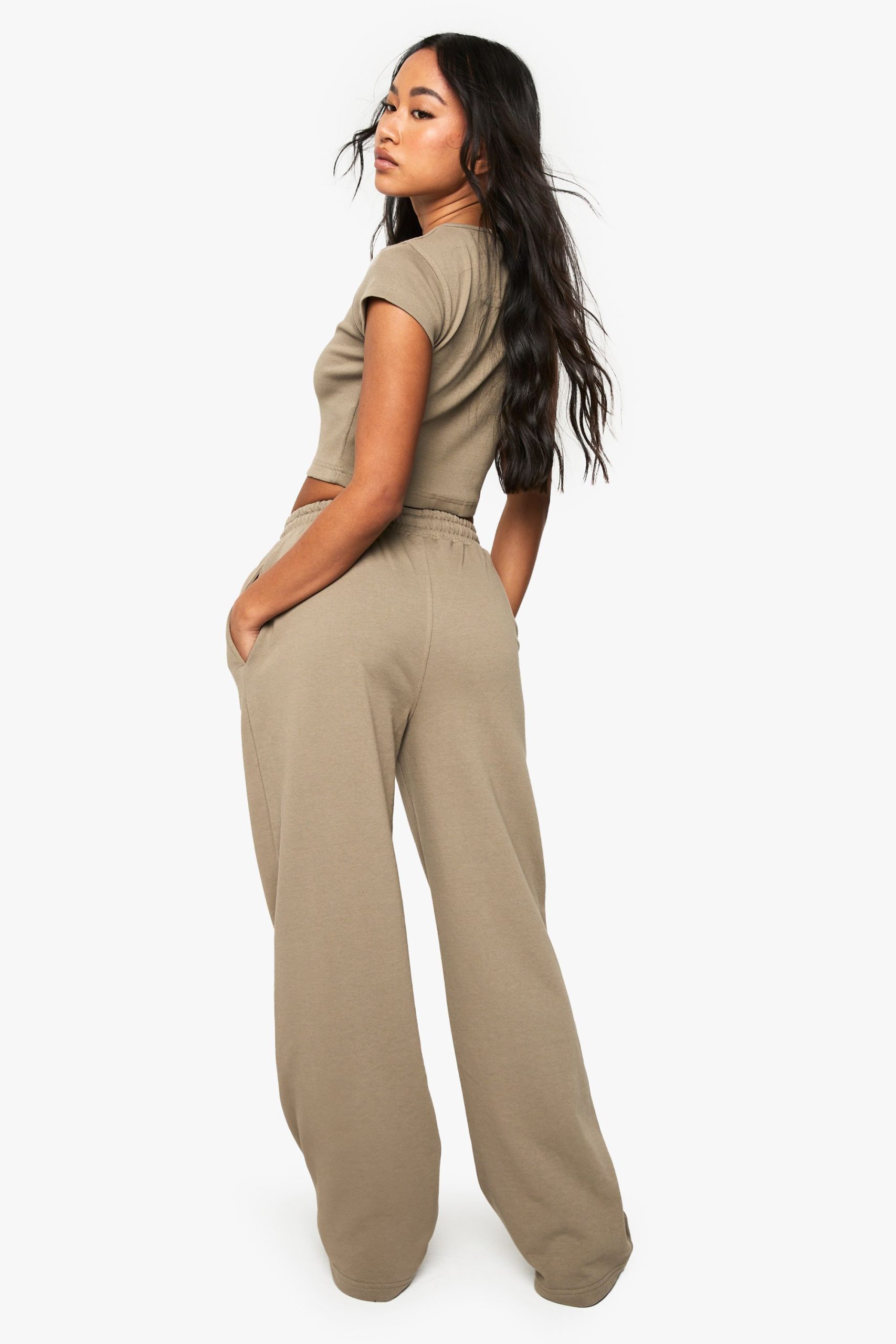 Short Sleeve Rib Zip Top And Straight Leg Jogger Set - Image 2