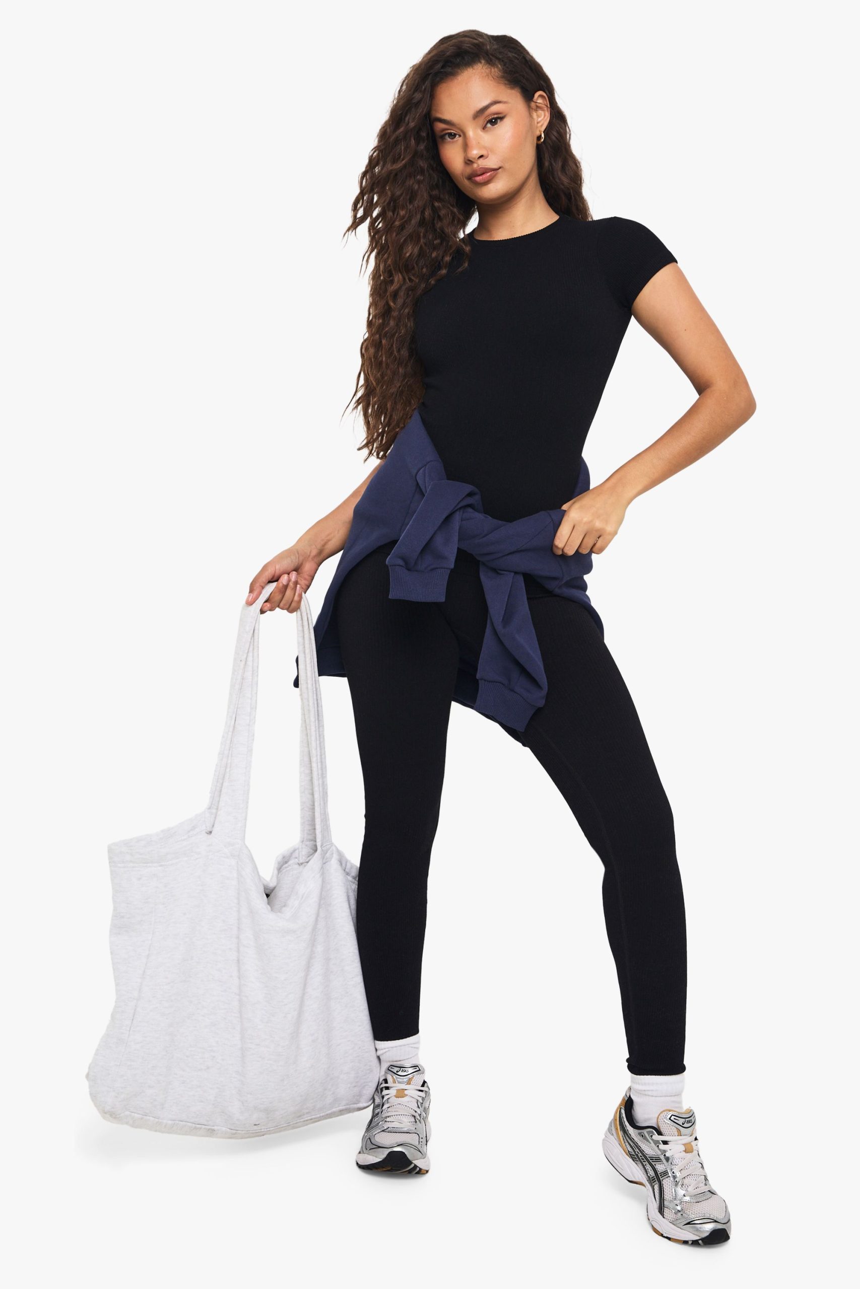 Boohoo Basics Seamless Contour Rib Short Sleeve Top - Image 3
