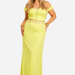 Plus Woven Maxi Skirt