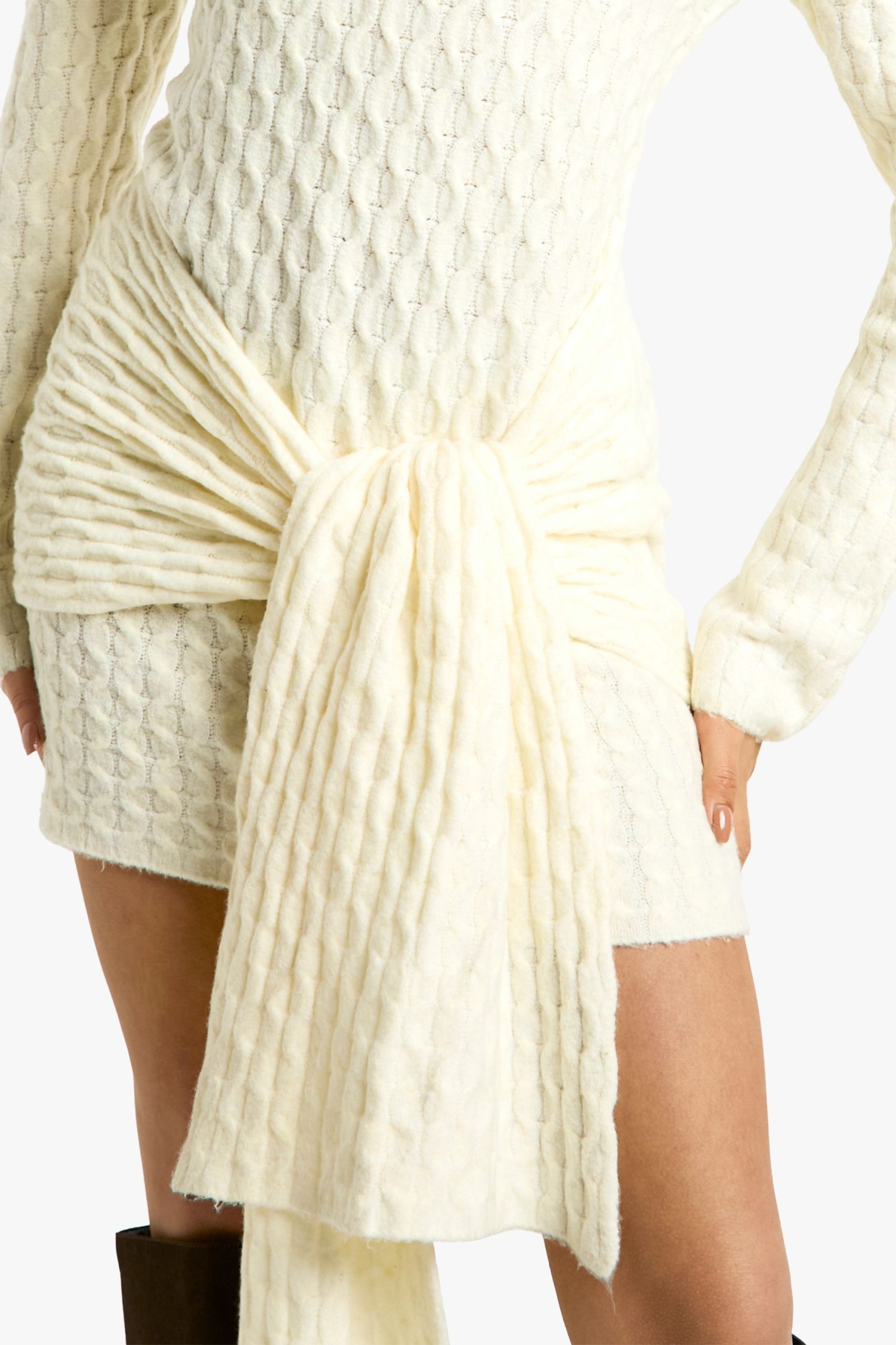 Soft Cable Oversized Tie Detail Knitted Mini Dress - Image 4