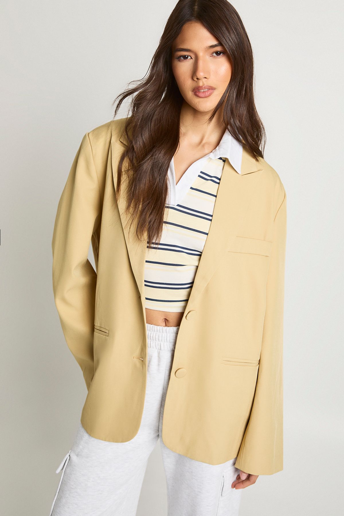 Single Breasted Relaxed Fit Tailored Blazer - Image 3