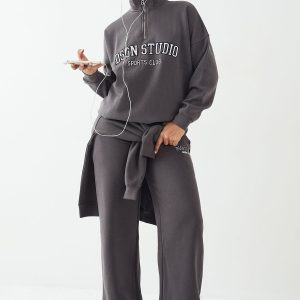 DSGN Studio Applique Straight Leg Jogger