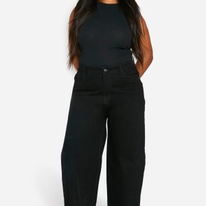 Boohoo Basics Plus Straight Leg Jeans