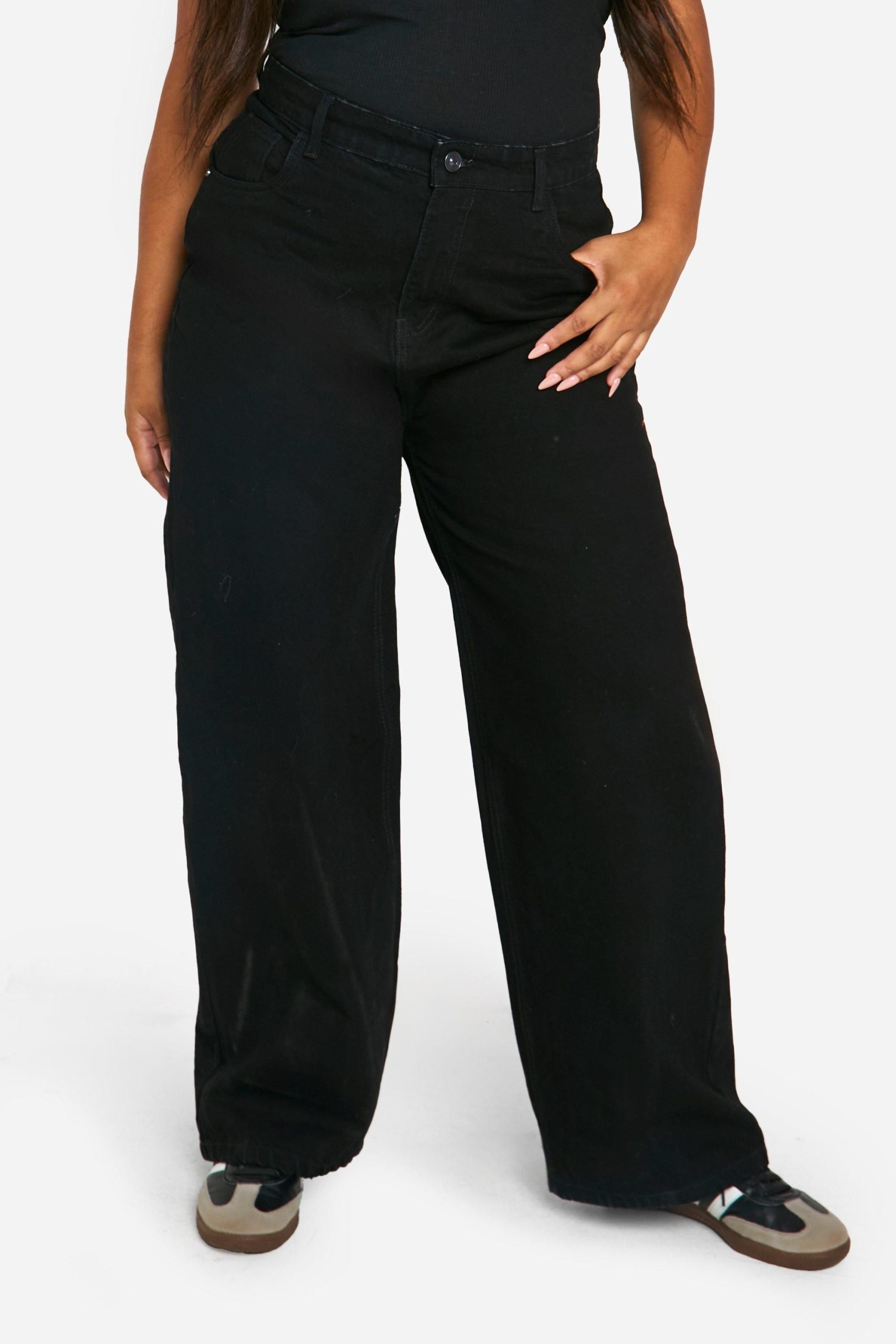 Boohoo Basics Plus Straight Leg Jeans - Image 4