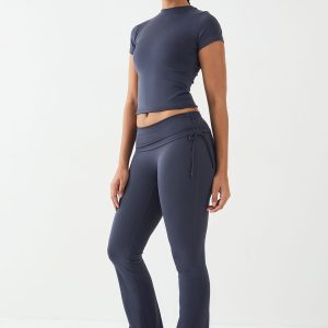 DSGN Studio Ultra Sculpt Ruched Side Flared Legging