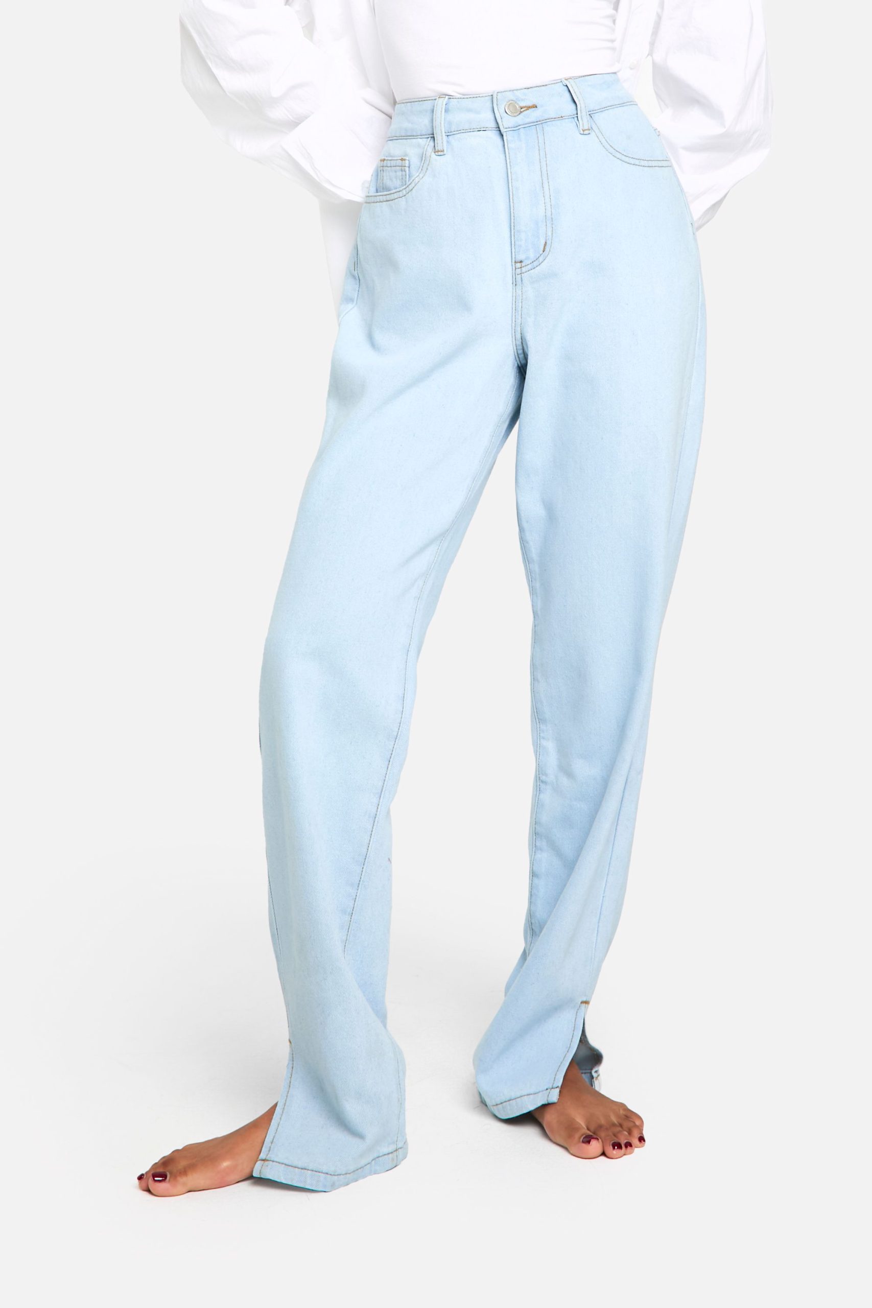 Boohoo Basics High Waisted Split Hem Straight Leg Jeans - Image 4