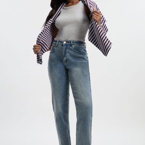 Basic High Waist Flared Jean