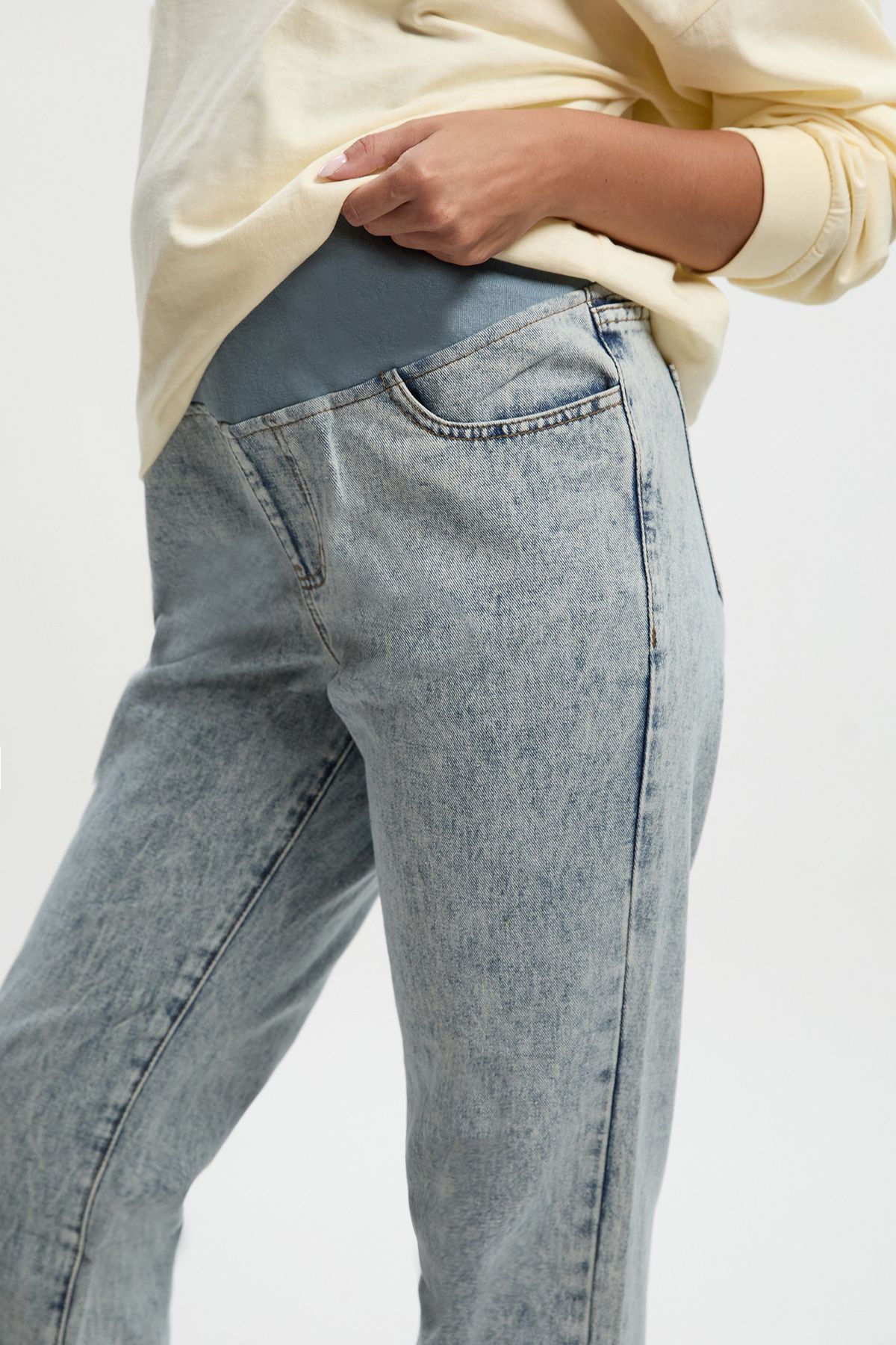 Maternity Over The Bump Mom Jeans - Image 4