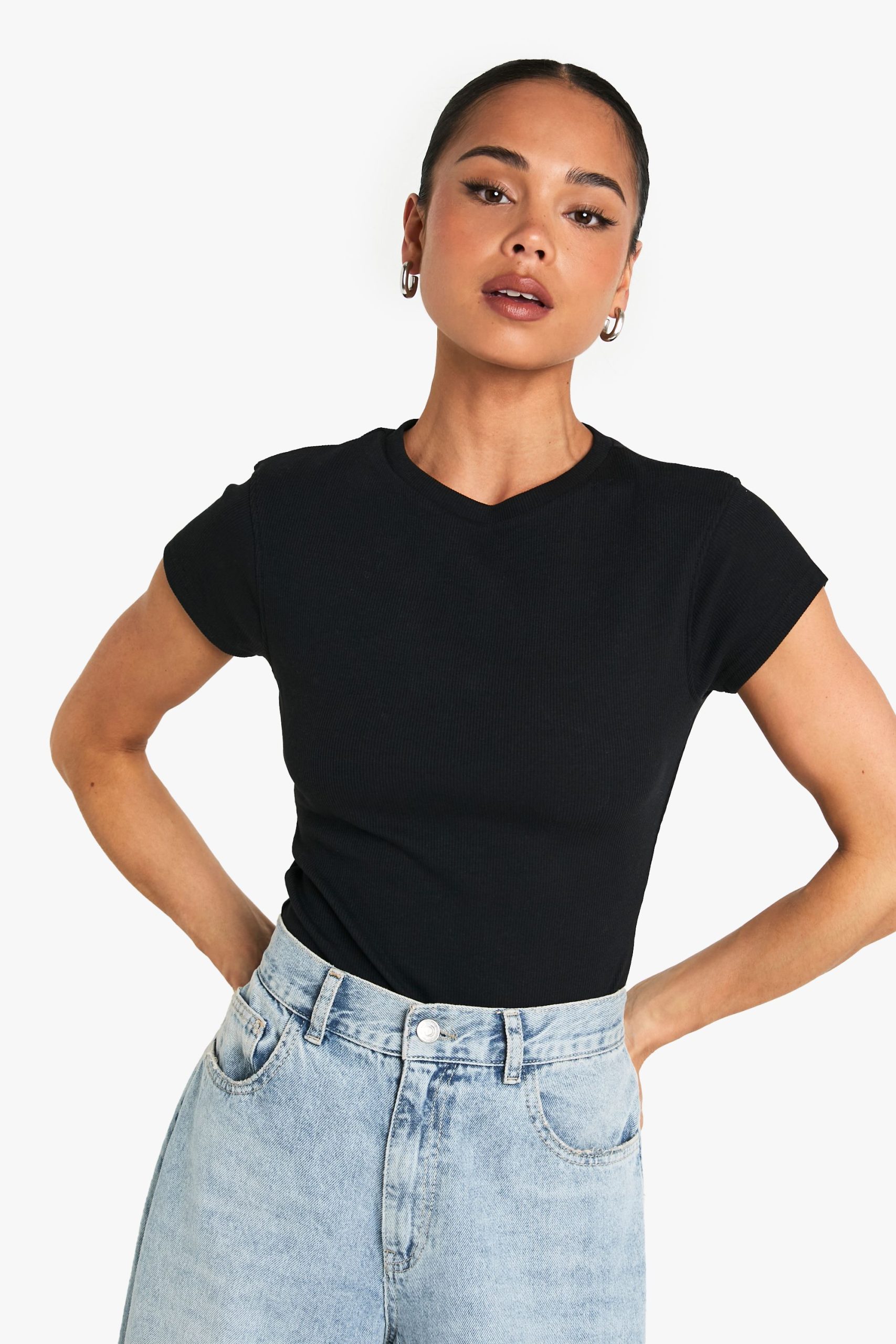 Basic Short Sleeve Crew Neck Bodysuit - Image 3