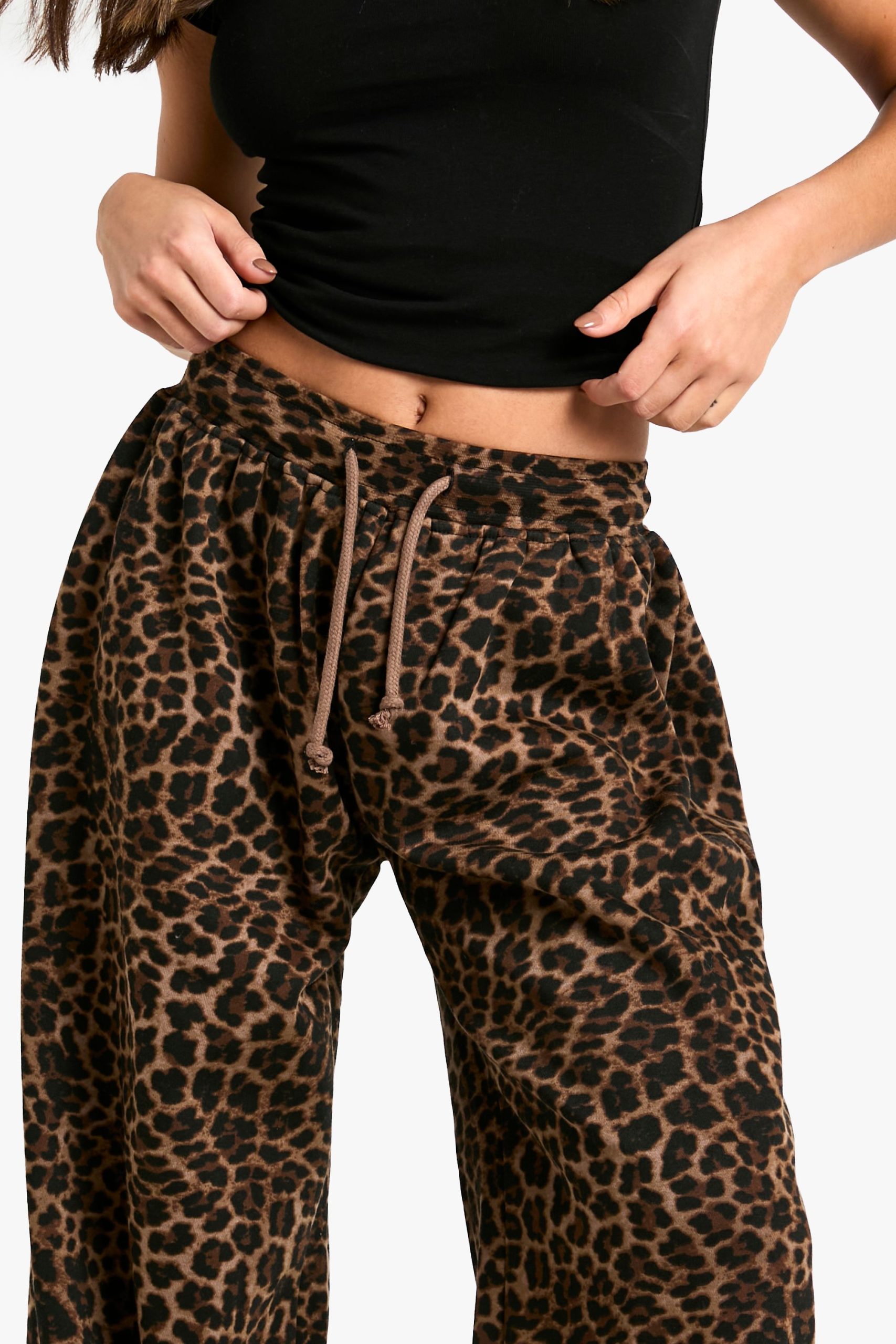 Petite Leopard Wide Leg Jogger - Image 4