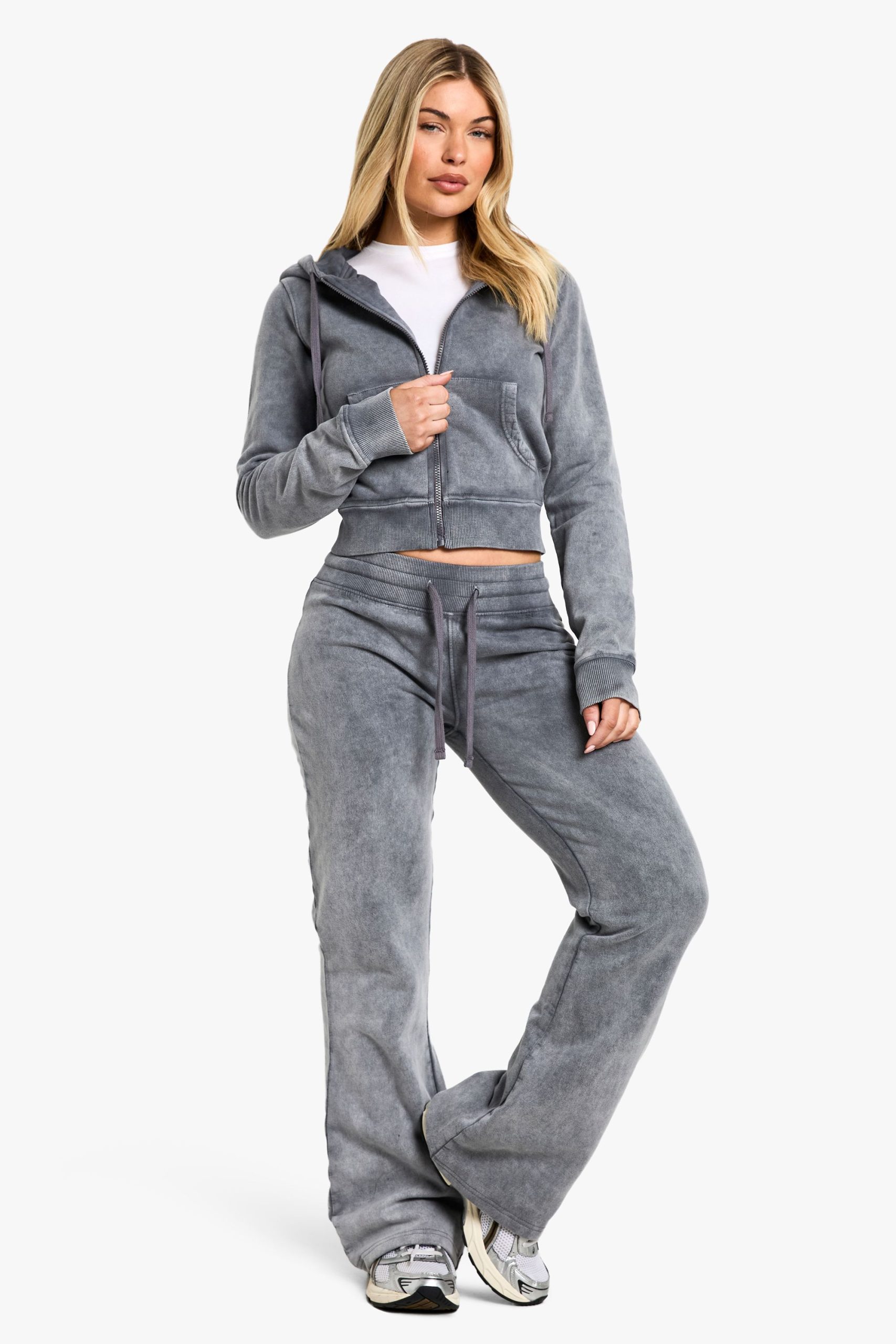 Washed Low Rise Fitted Flared Jogger