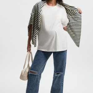 Maternity Over The Bump Ripped Knee Boyfriend Jeans