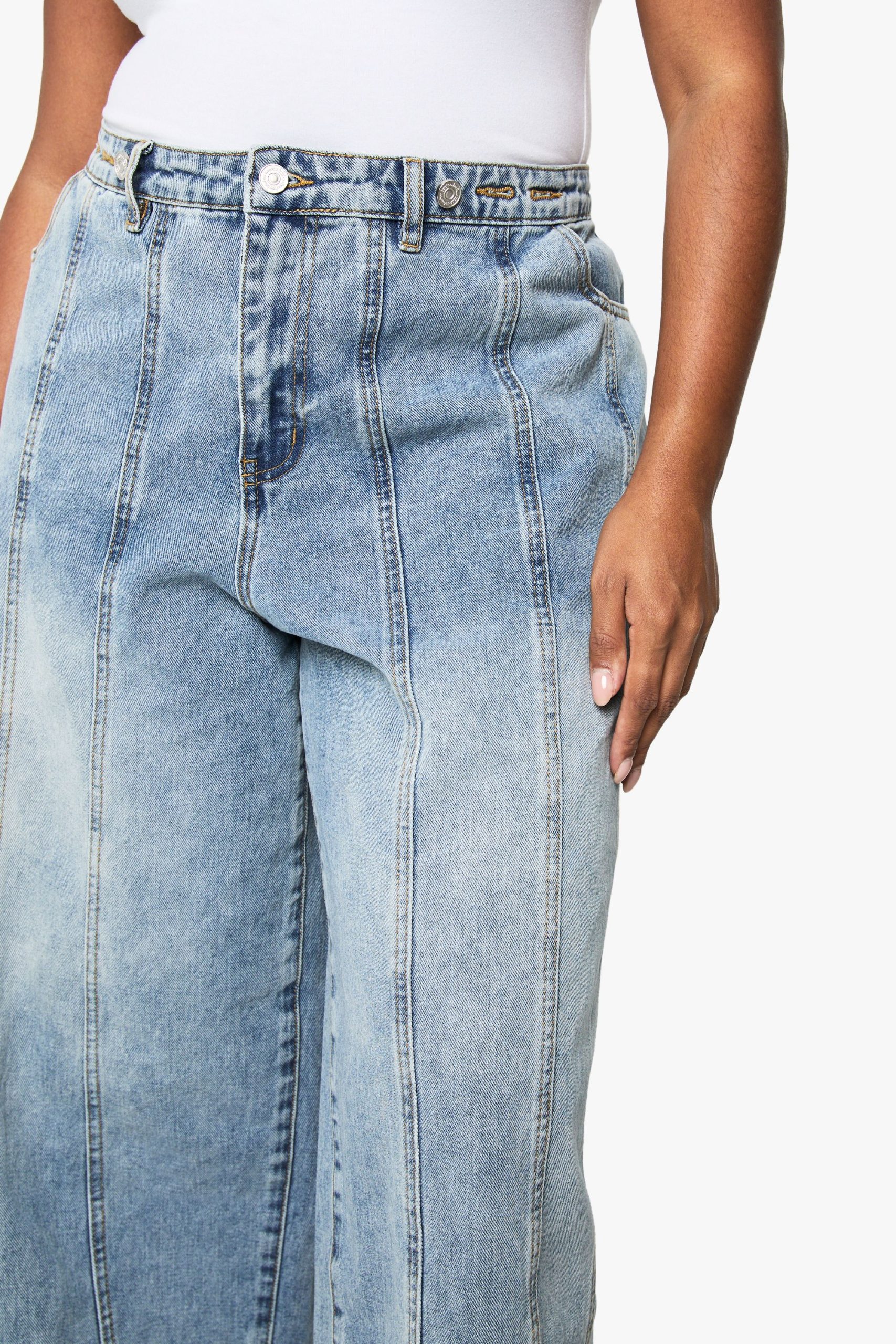 Plus Adjustable Waist Wide Leg Jean - Image 4