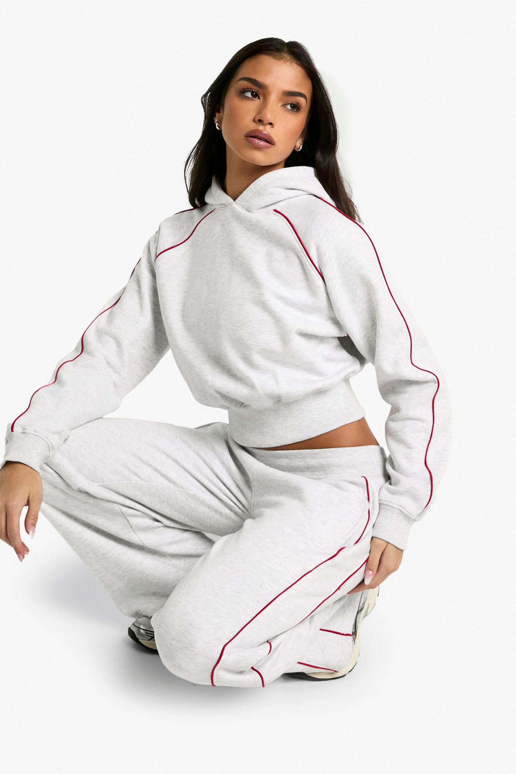 Contrast Piping Detail Crop Hoodie - Image 3