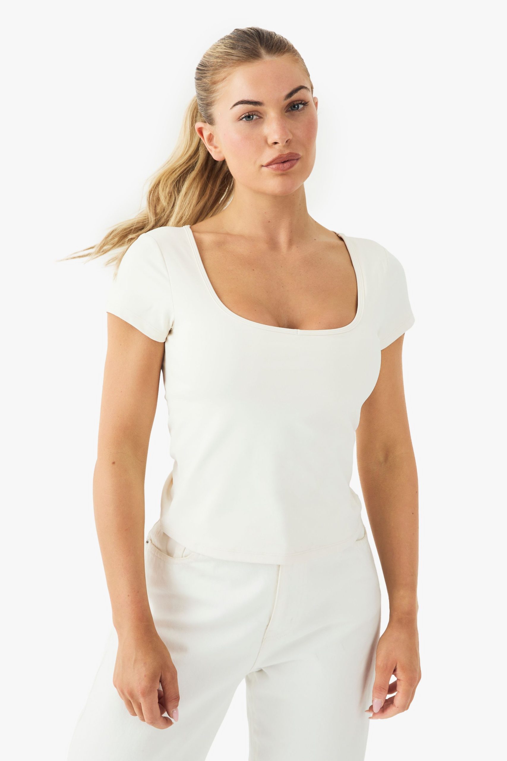Buttery Soft Built in Padded Sweetheart Neck Cap Sleeve Top - Image 3