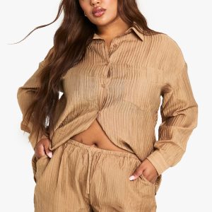Plus Crinkle Woven Oversized Shorts