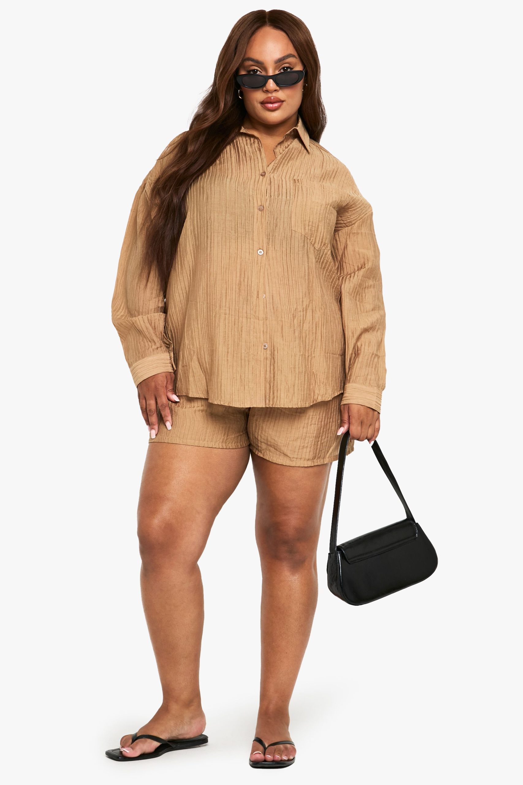 Plus Crinkle Woven Oversized Shorts - Image 3
