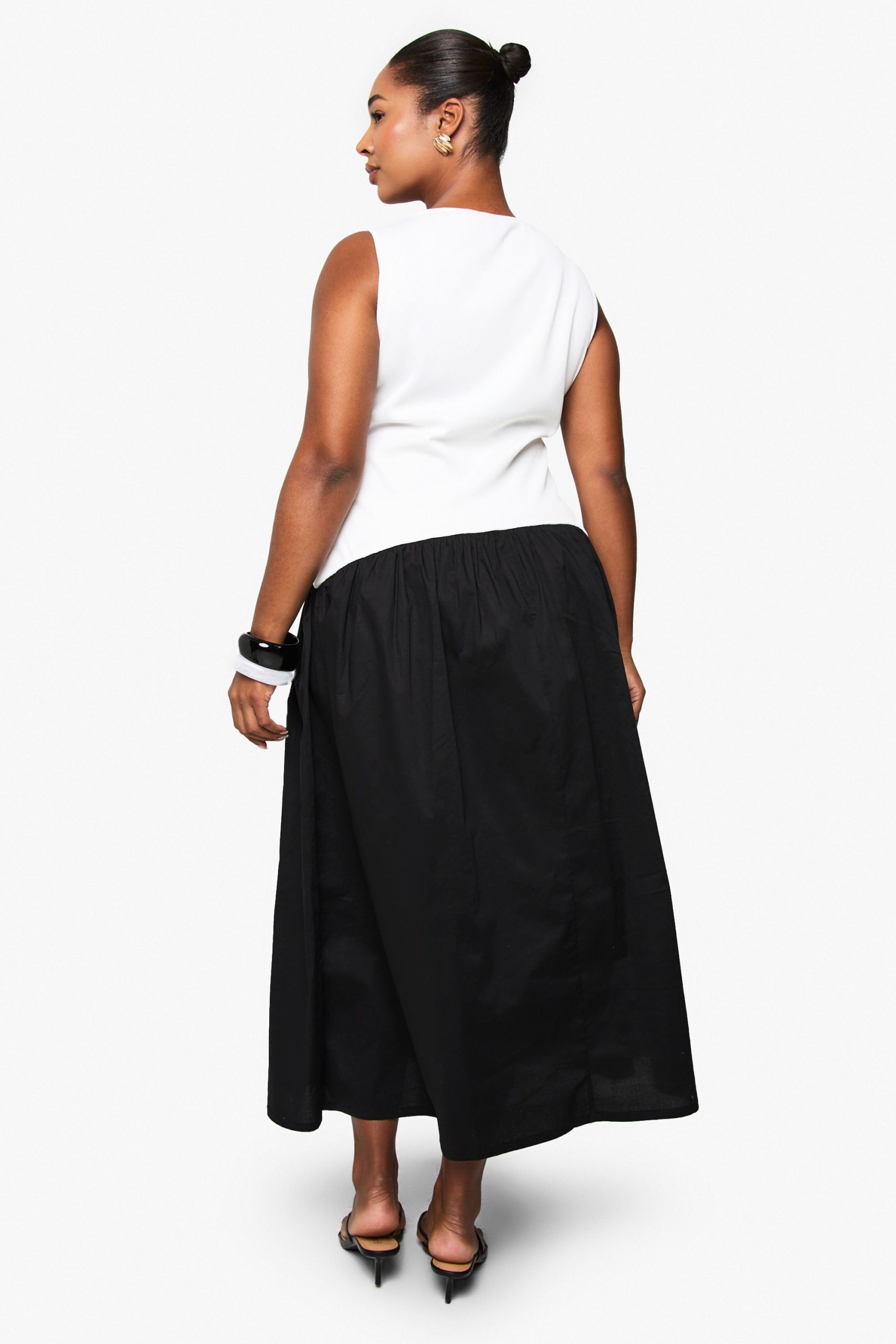 Plus curved waist contrast fabric midaxi dress - Image 2