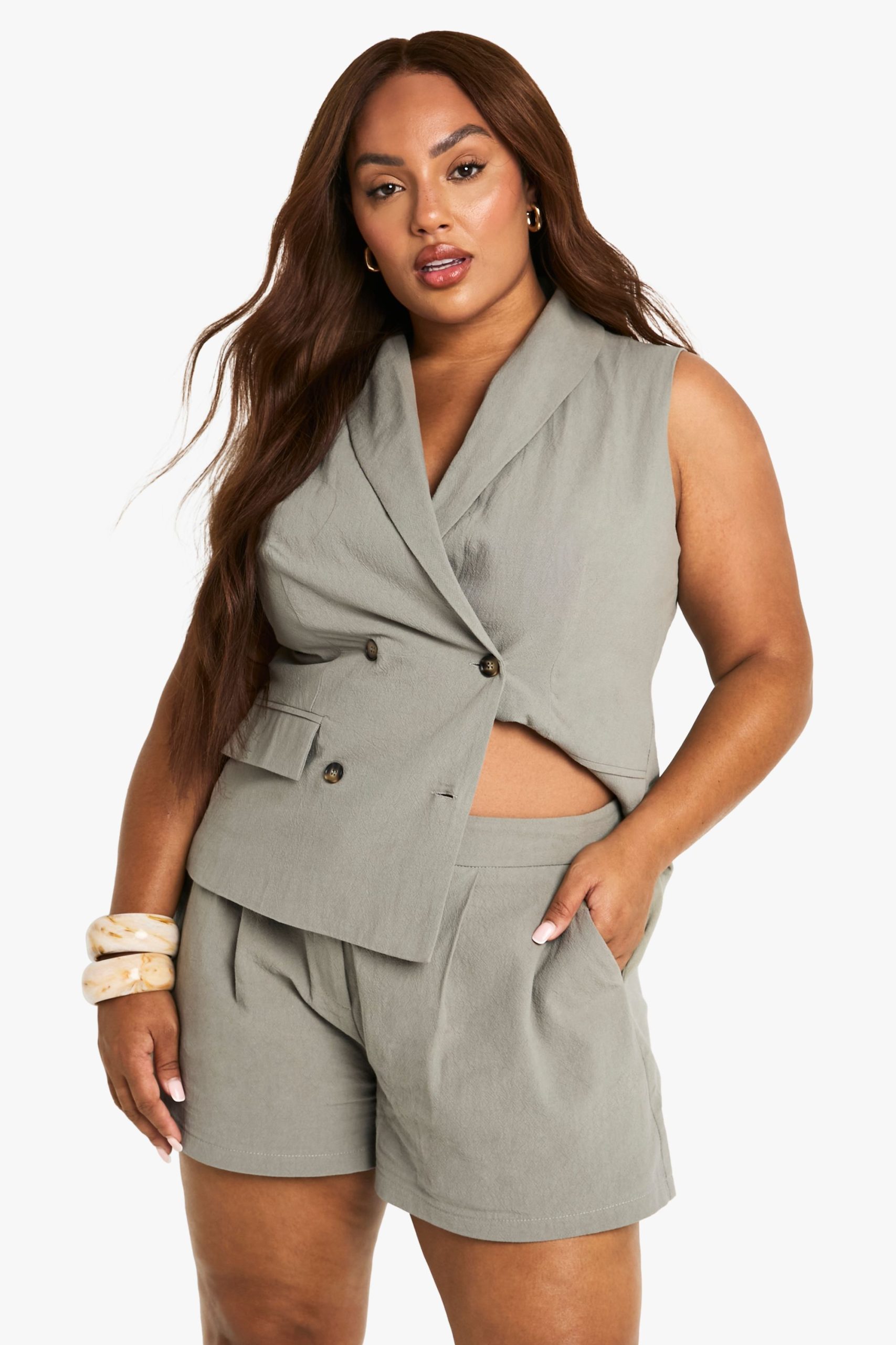 Plus Linen Tailored Short