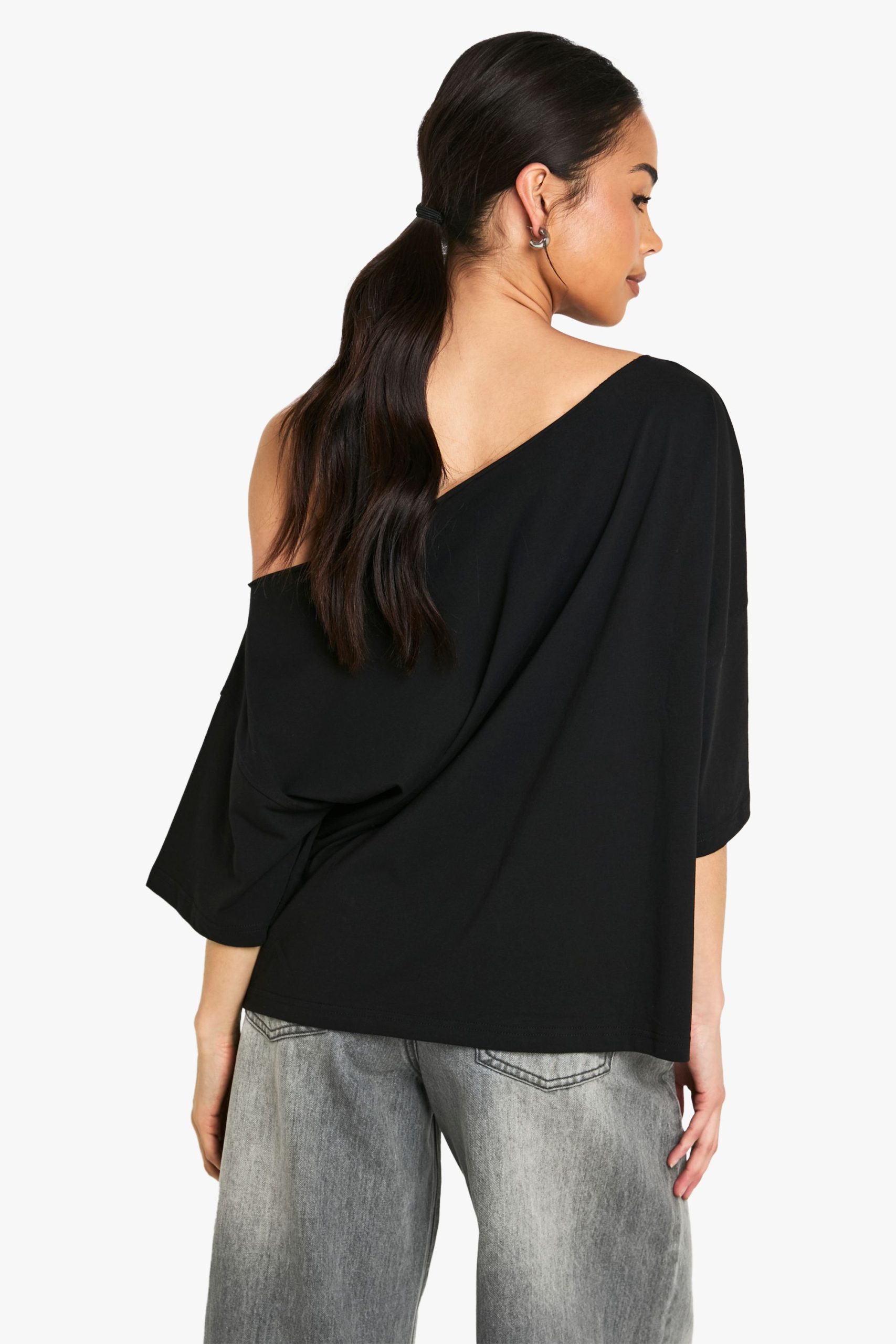 Off The Shoulder Oversized T-Shirt - Image 2