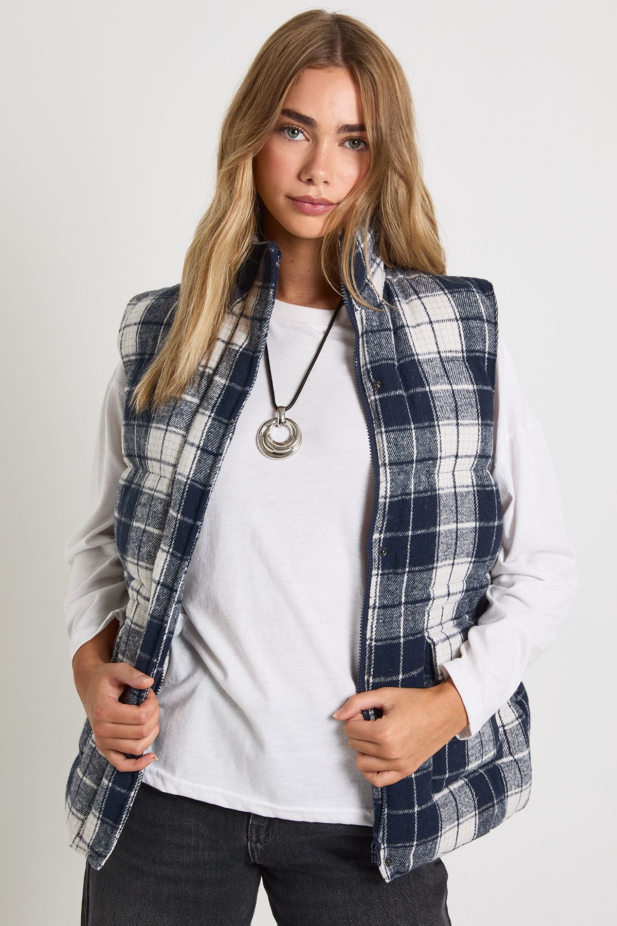 Check Puffer Oversized Gilet
