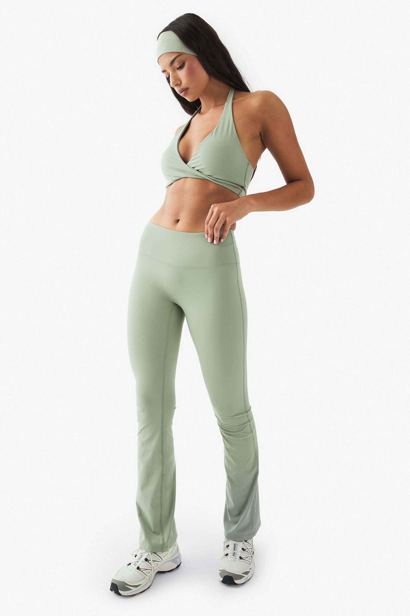 DSGN Studio Ultra Sculpt Flared Legging - Image 3