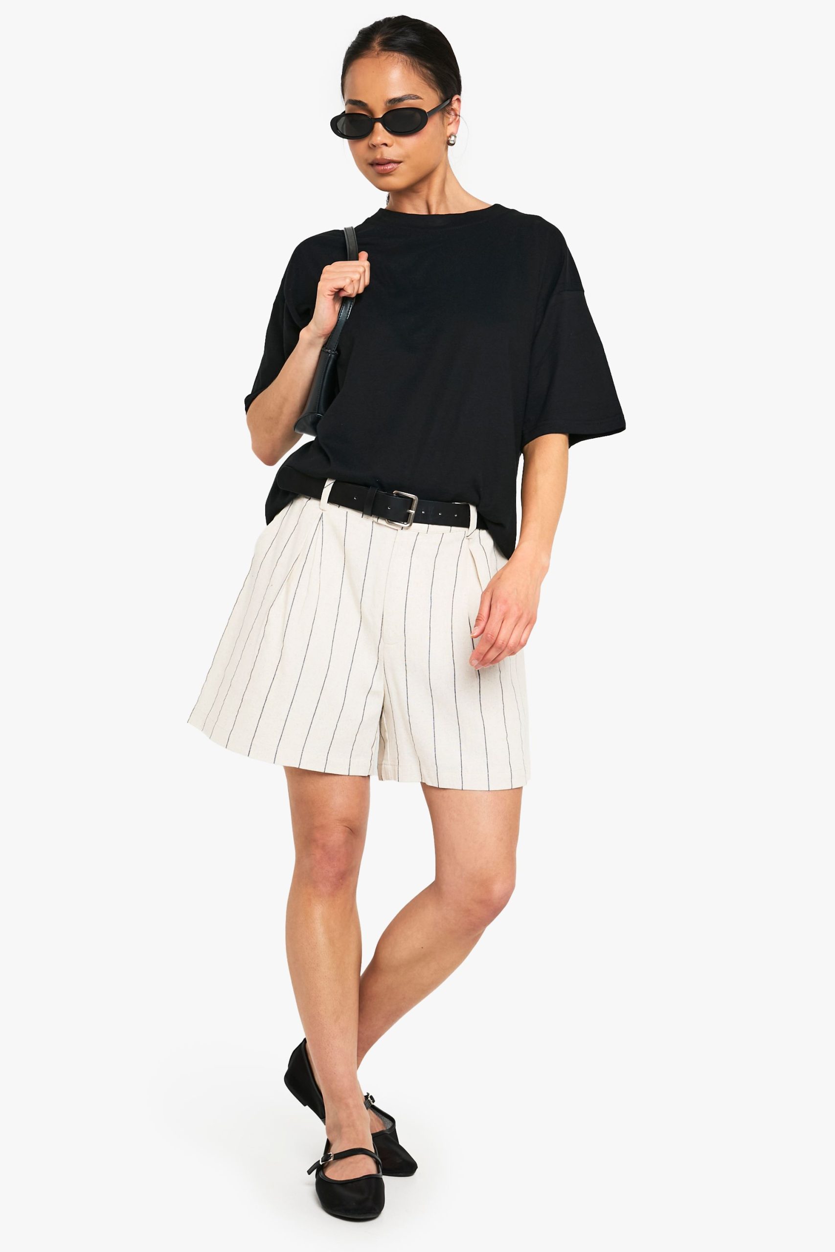Basic Oversized T-Shirt - Image 3