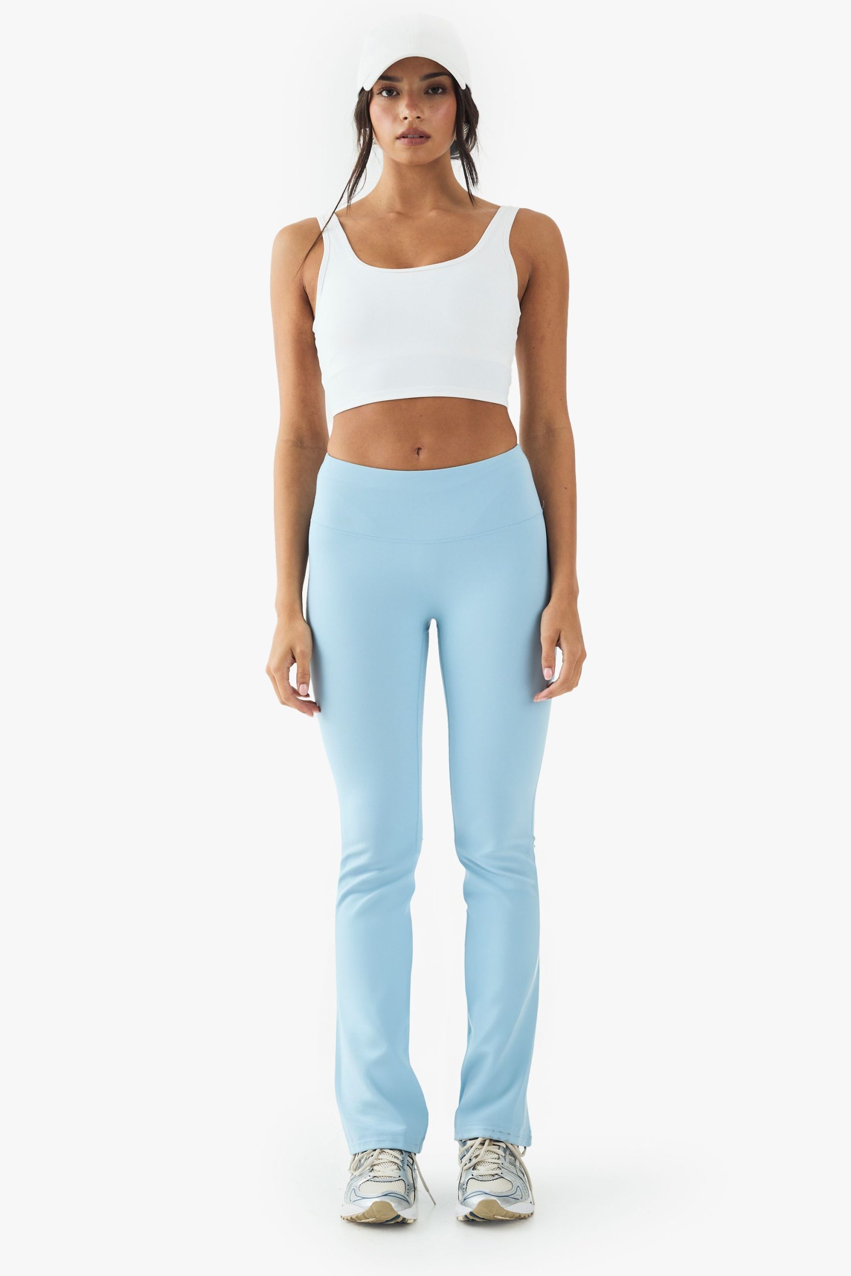 DSGN Studio Ultra Sculpt Flared Legging - Image 3