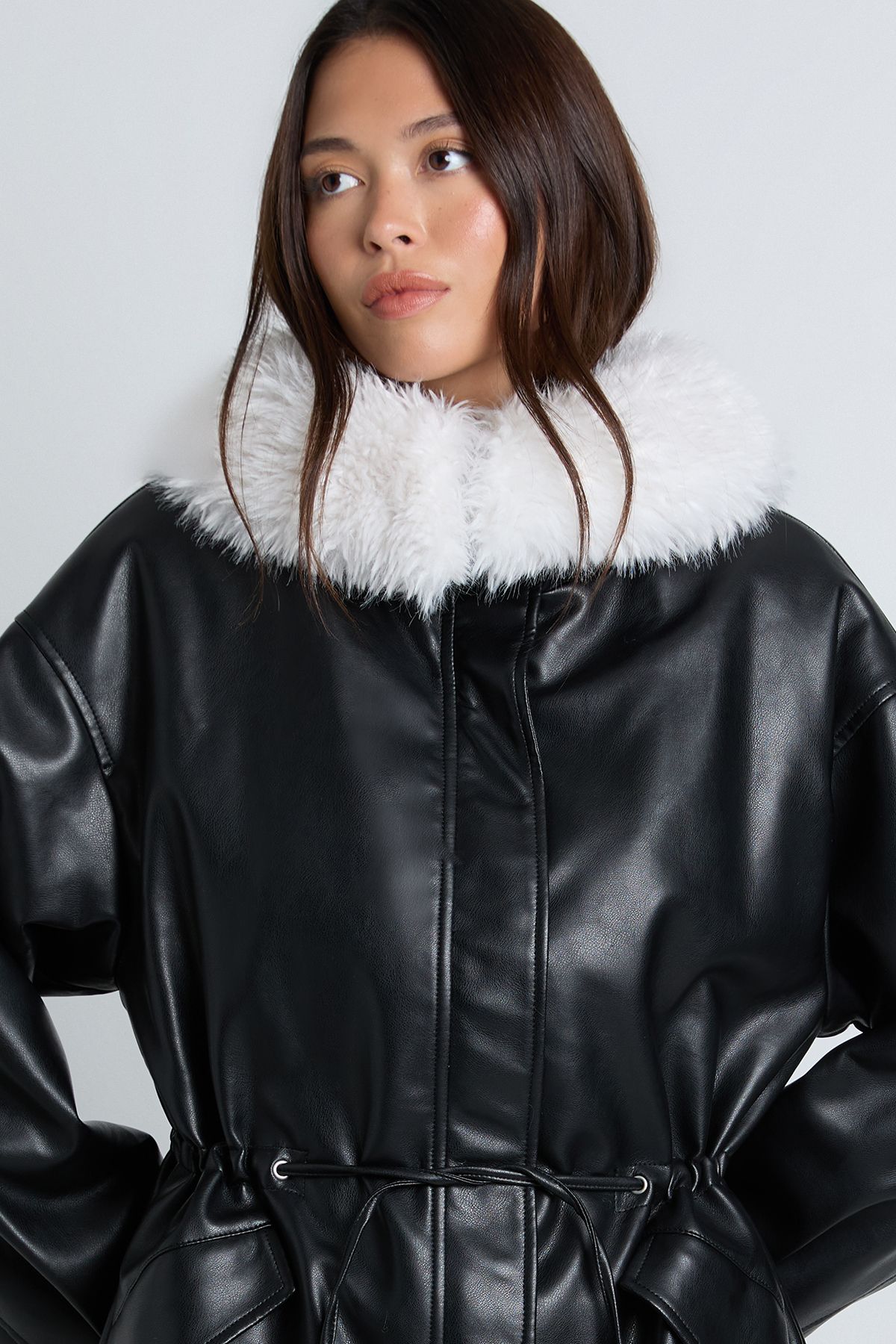 Faux Fur Collar Faux Leather Cinched Waist Jacket - Image 4