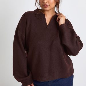 Plus Collared V Neck Knit Top