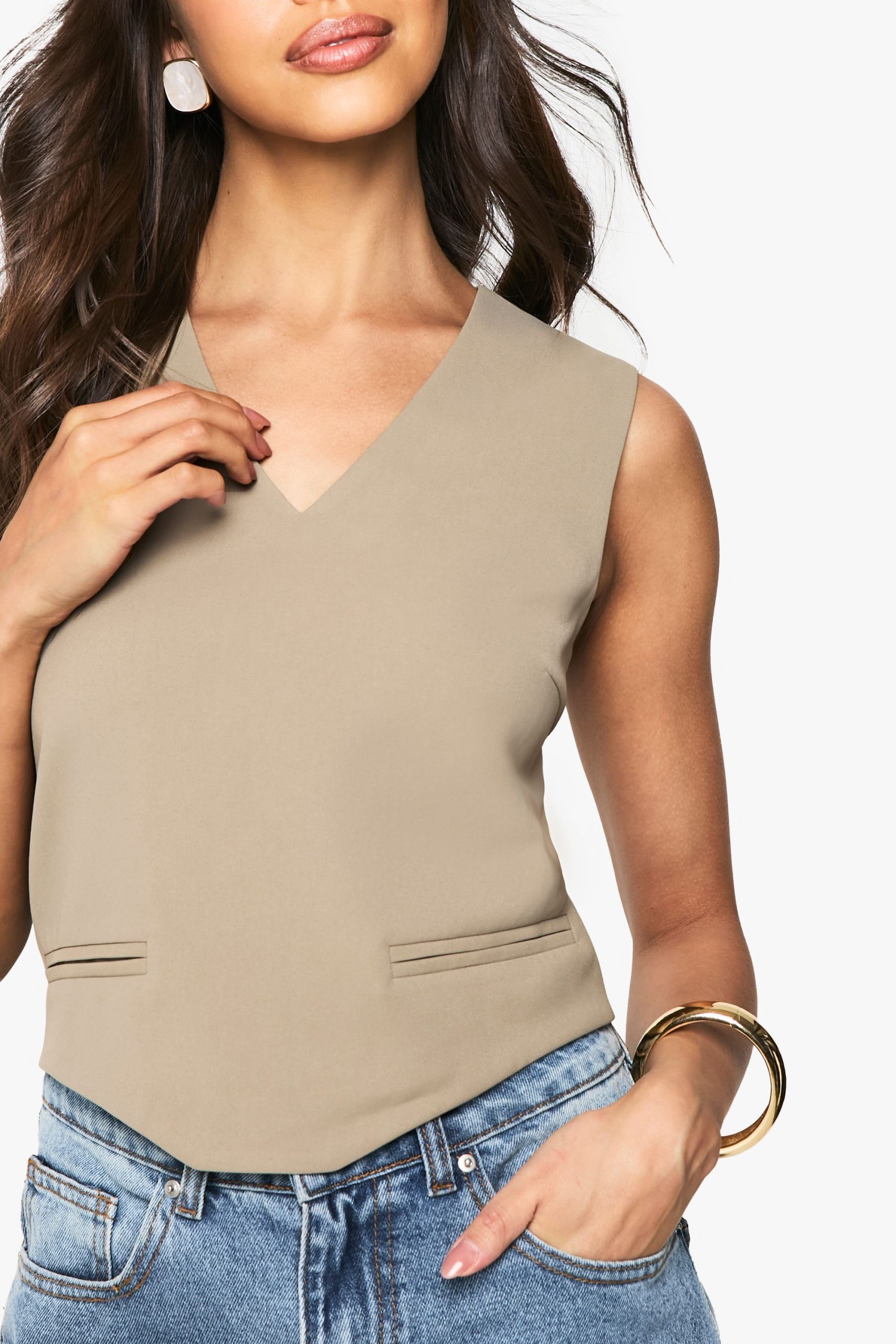 Woven Curved Hem Crop Top - Image 4