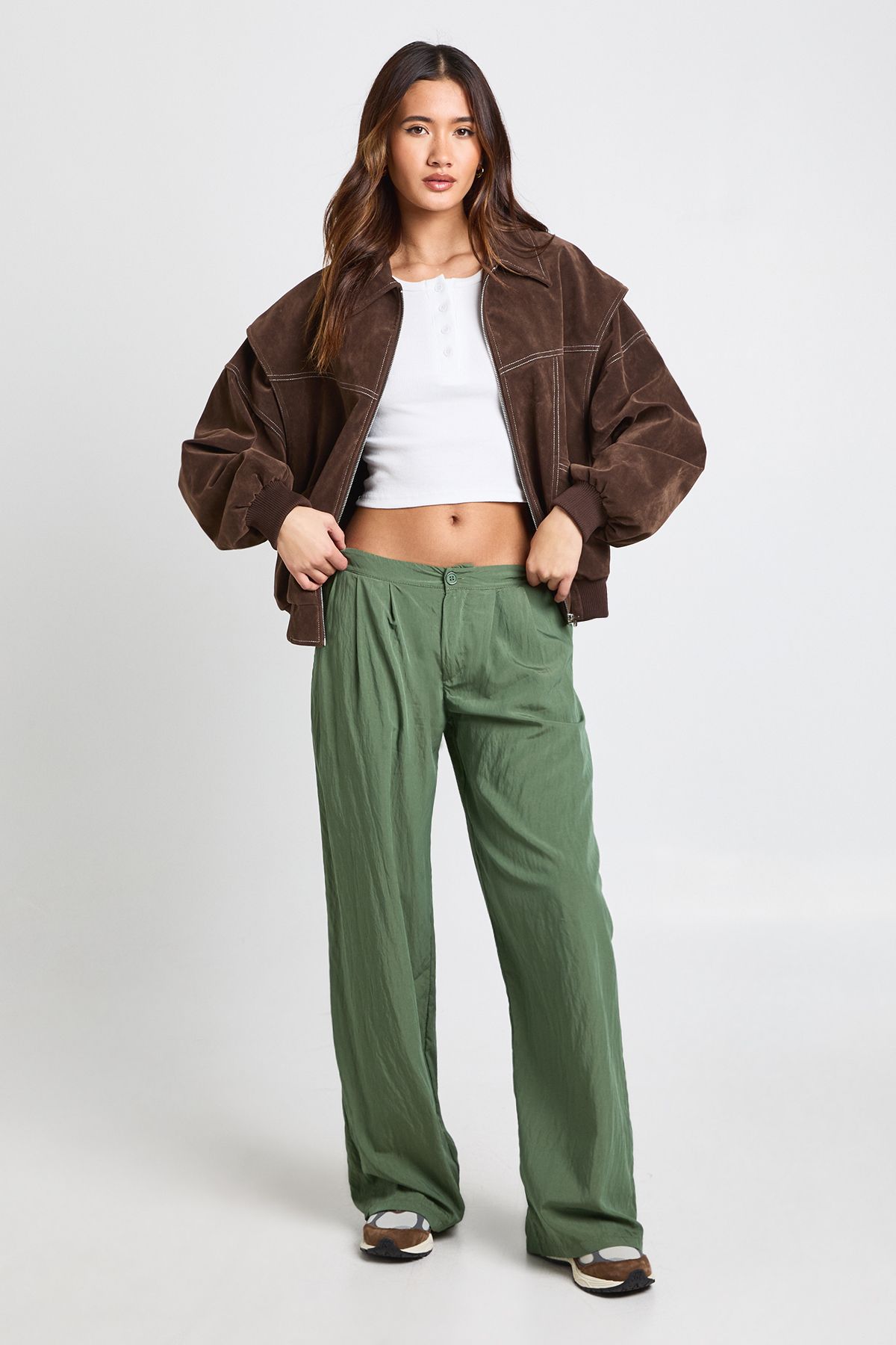 Low Rise Crinkle Wide Leg Trouser