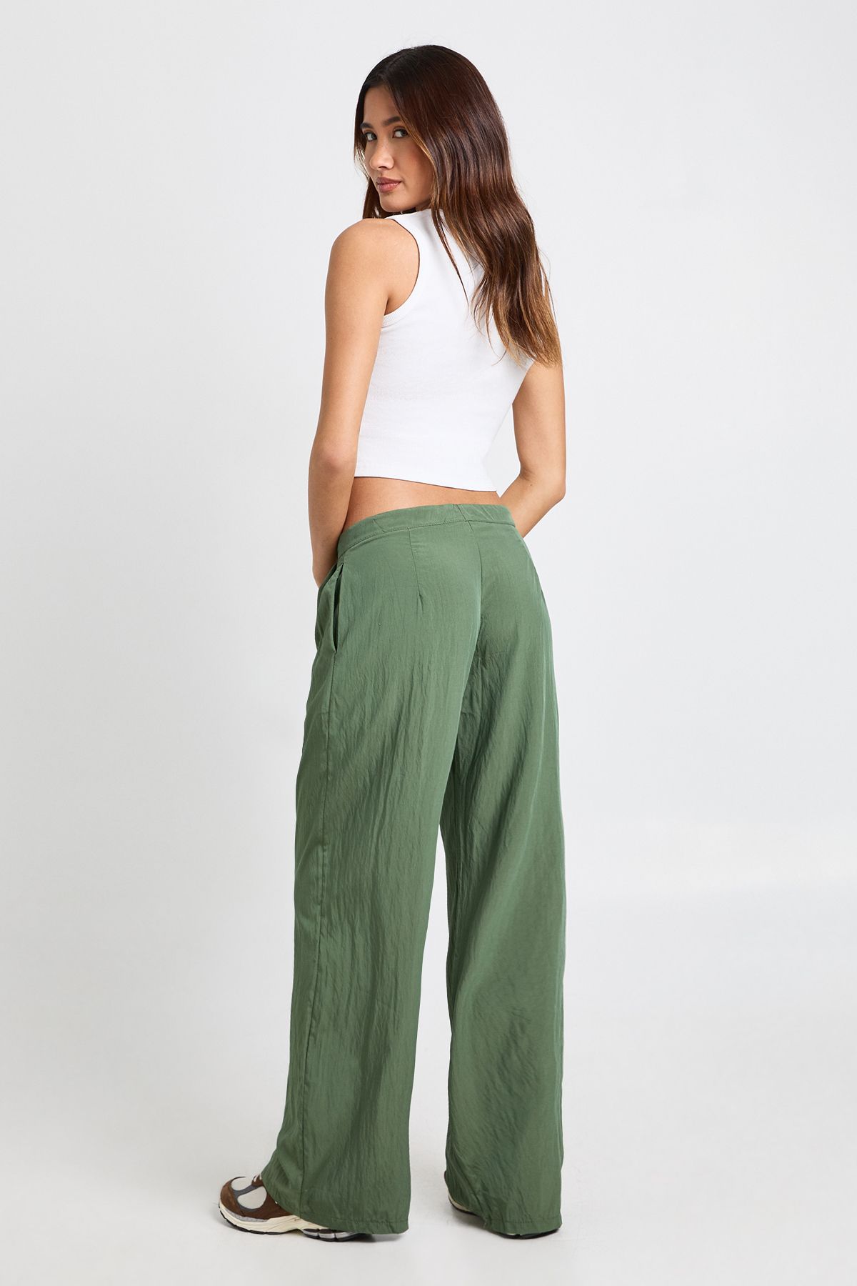 Low Rise Crinkle Wide Leg Trouser - Image 2