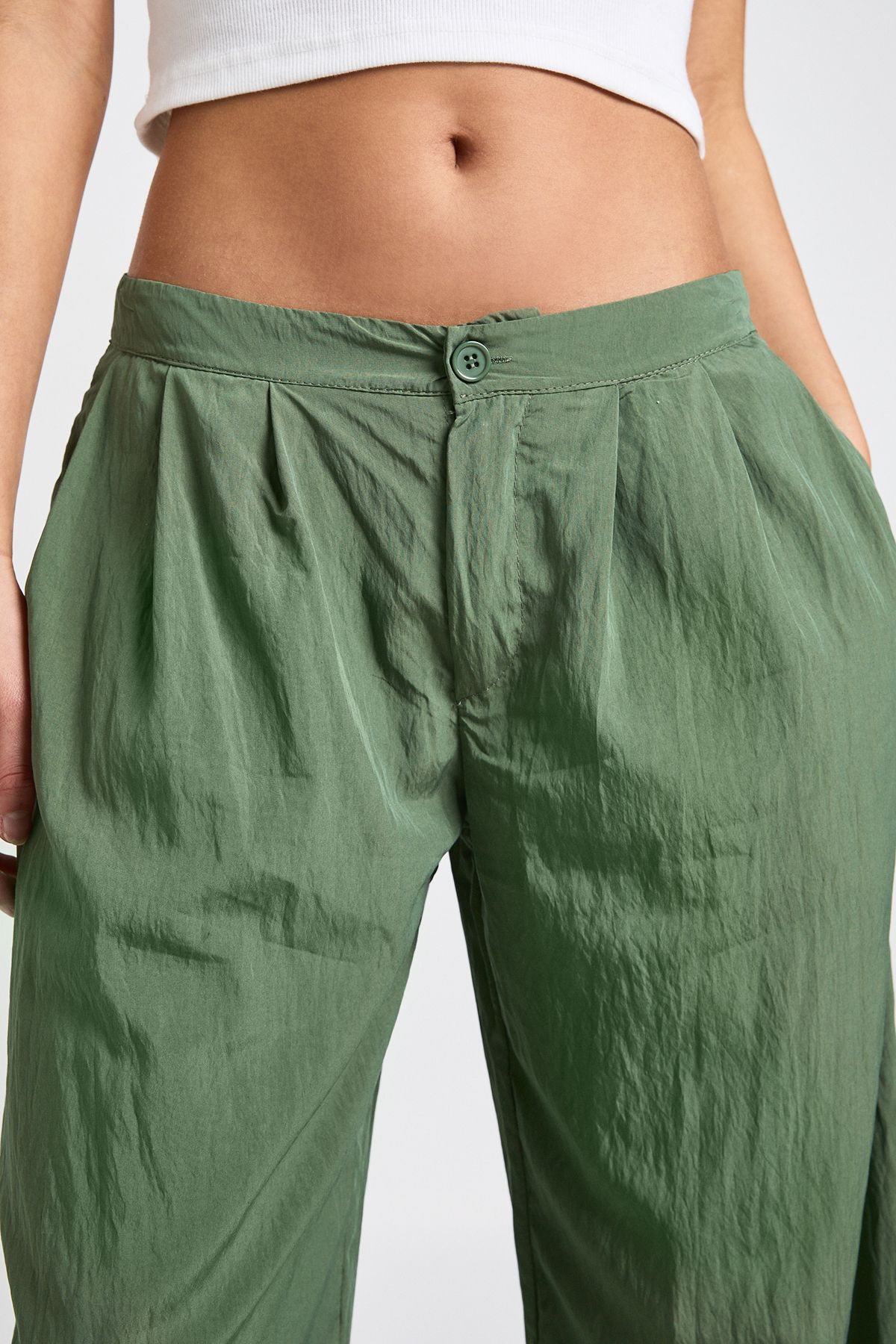 Low Rise Crinkle Wide Leg Trouser - Image 4