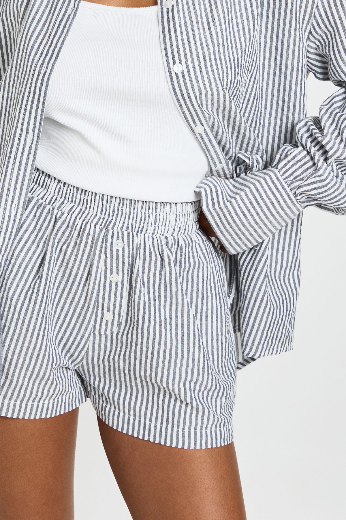 Crinkle Stripe Tie Cuff Shirt and Short Co-ord - Image 2