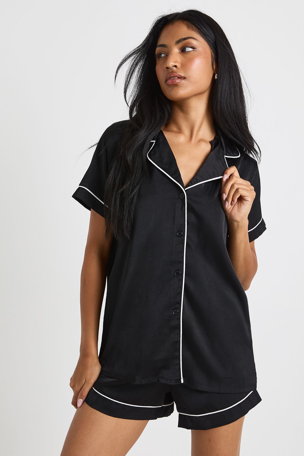 Satin Piping Detail Short Sleeve Shirt & Shorts Pyjama Set